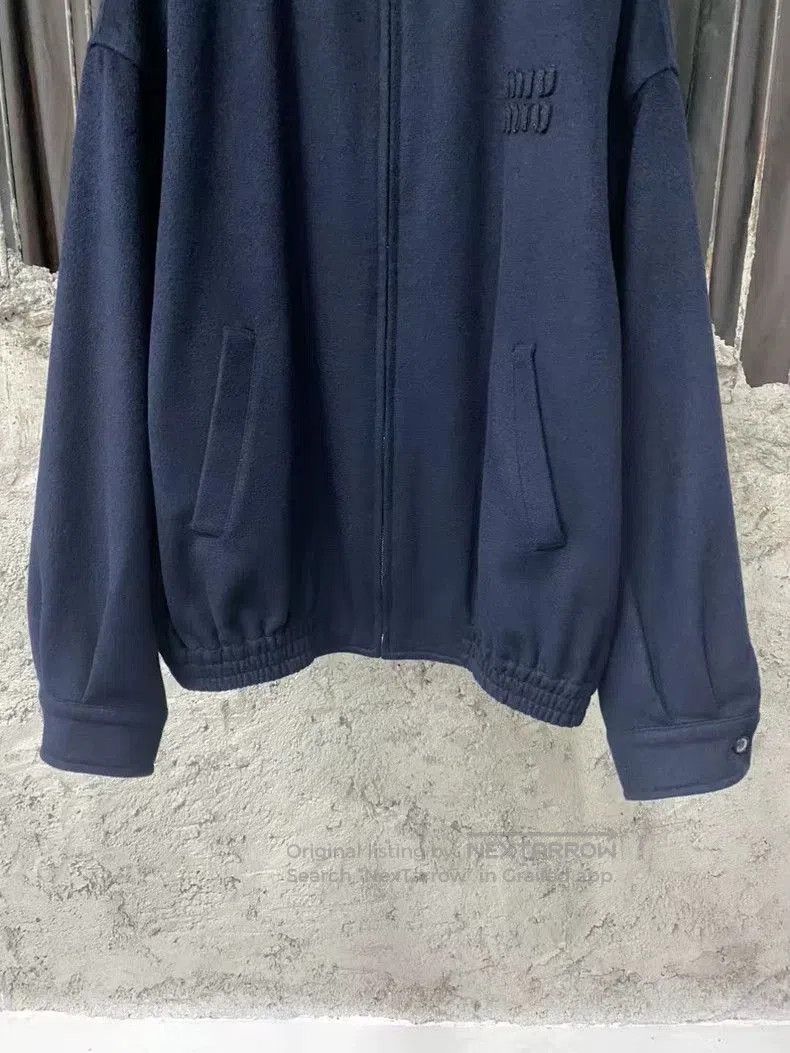 Prada Miu Miu Navy Blue Logo Cashmere Jacket. Size US M / EU 48-50 / 2 - 4 Thumbnail