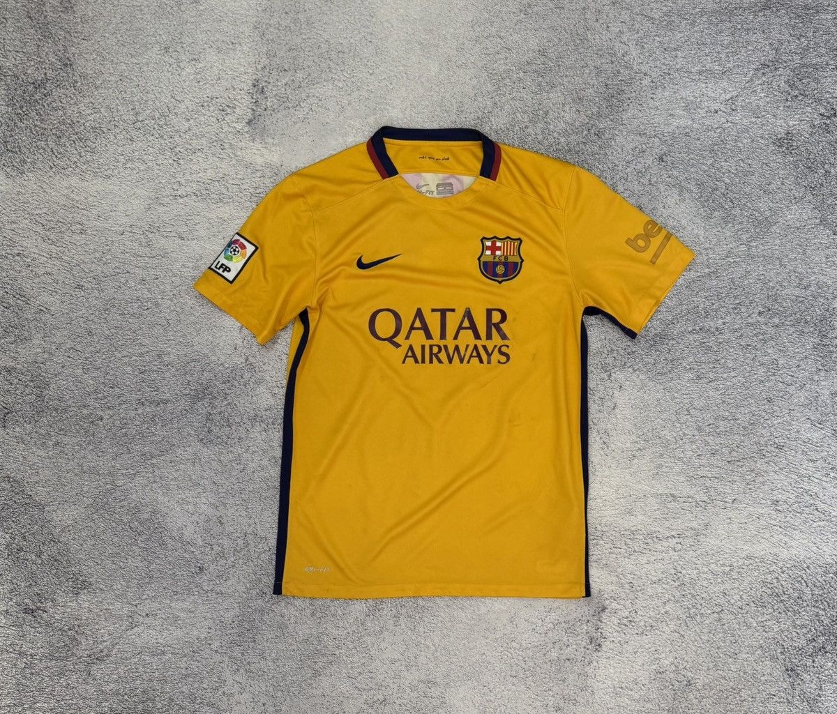 Nike Nike Barcelona 2015 Away Jersey Yellow Shirt MenM 658785-740 Size US M / EU 48-50 / 2 - 1 Thumbnail