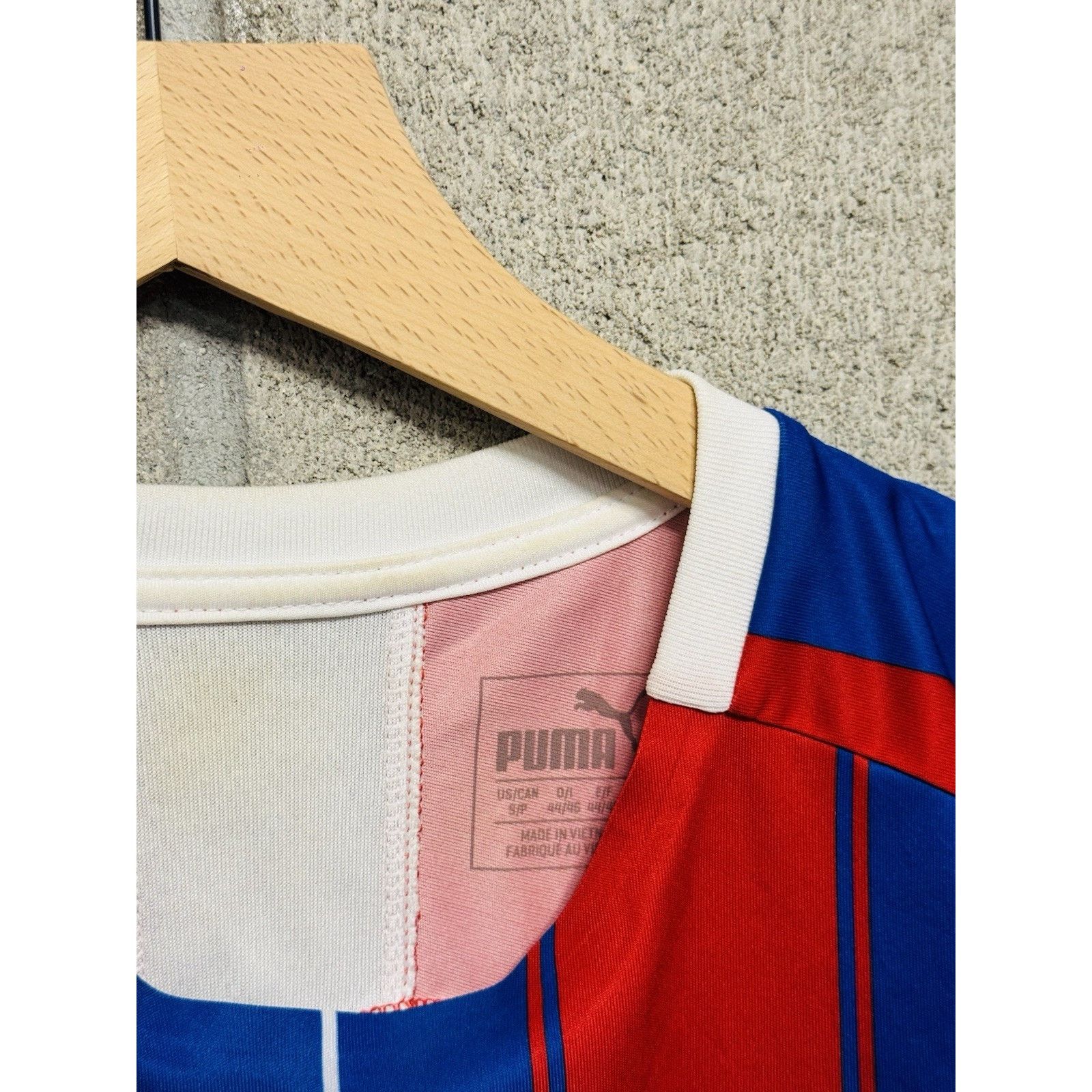 Puma Puma Crystal Palace FC Manbetx soccer Jersey Small 2019 2020 Size US S / EU 44-46 / 1 - 6 Thumbnail
