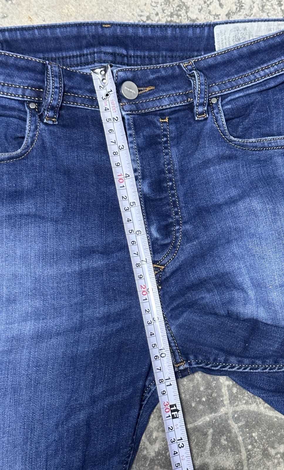 Diesel Diesel Buster Regular Slim Tapered Jeans mens Size US 33 - 17 Thumbnail
