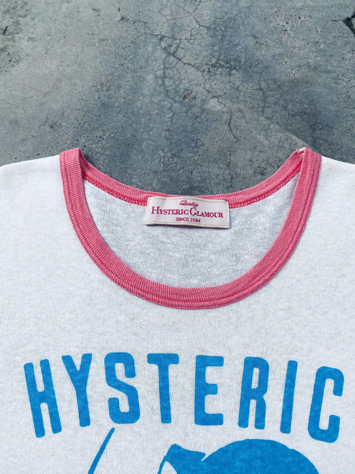 Hysteric Glamour Vintage Hysteric Glamour Tits I Am A Virgin Tees Size US S / EU 44-46 / 1 - 4 Thumbnail