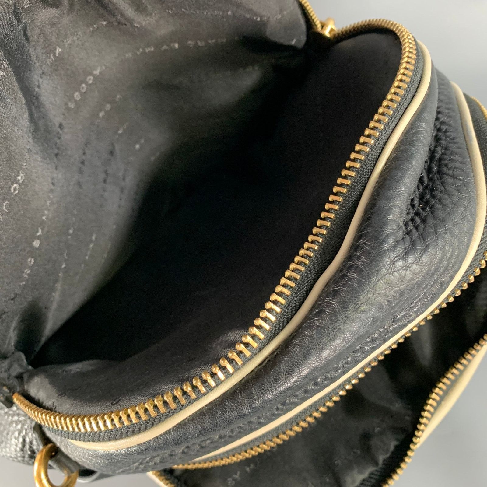 Marc Jacobs MARC JACOBS Size Black White Pebble Grain Leather Bags Size ONE SIZE - 11 Thumbnail