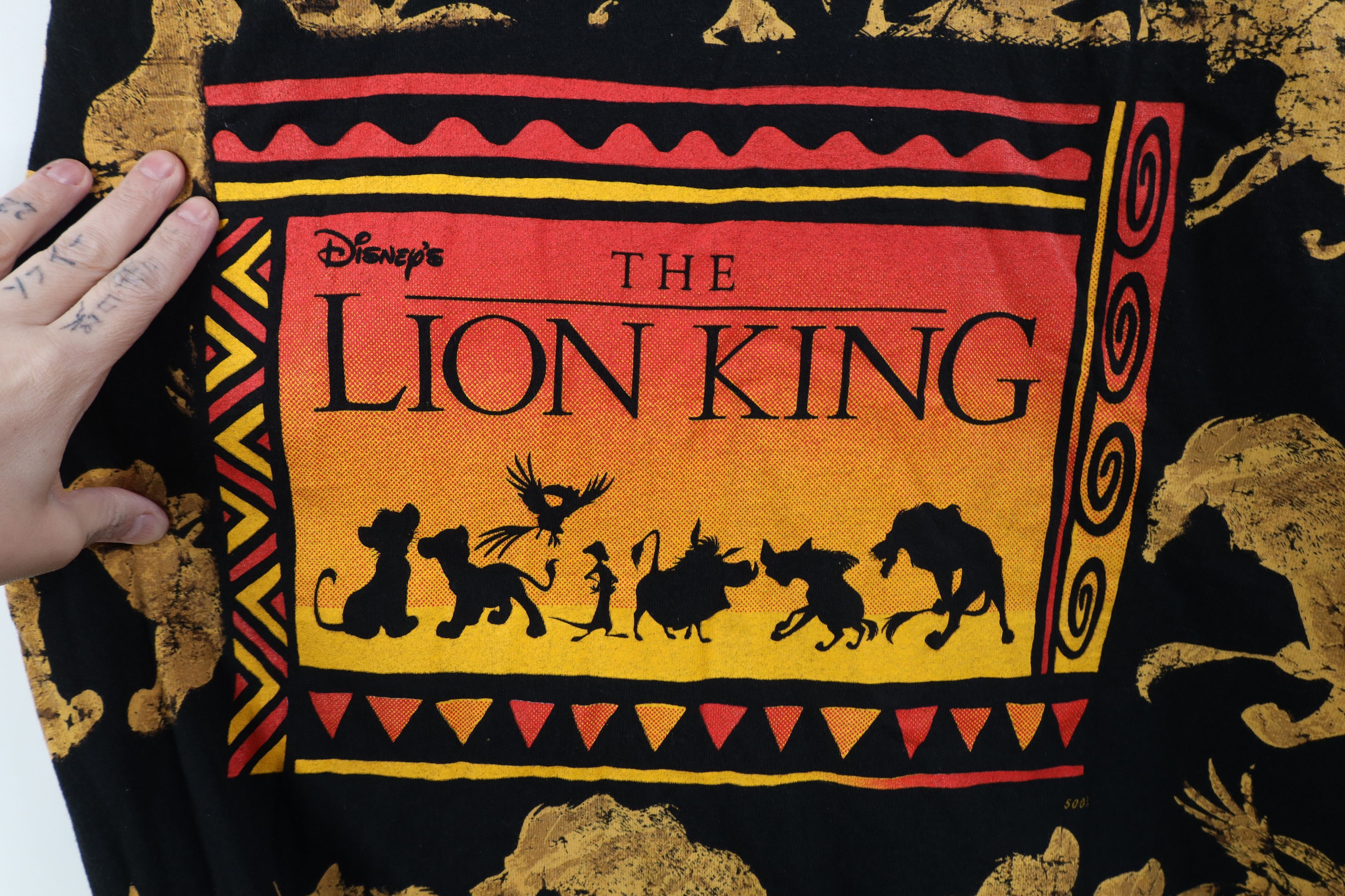 Disney Vintage 90s Disney Lion King All Over Short Sleeve T-Shirt Size US L / EU 52-54 / 3 - 4 Thumbnail