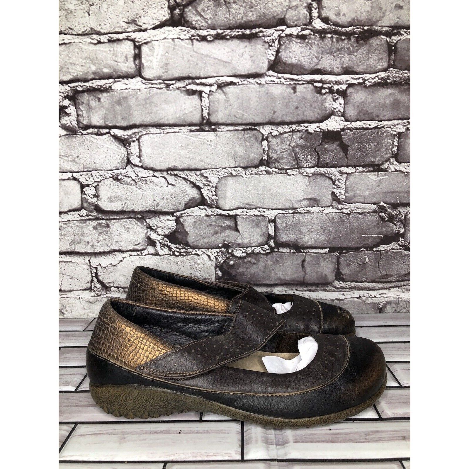Other Naot Aroha Brown Bronze Snake Leather MaryJane Strap Shoes W Size US 8.5 / IT 38.5 - 16 Thumbnail