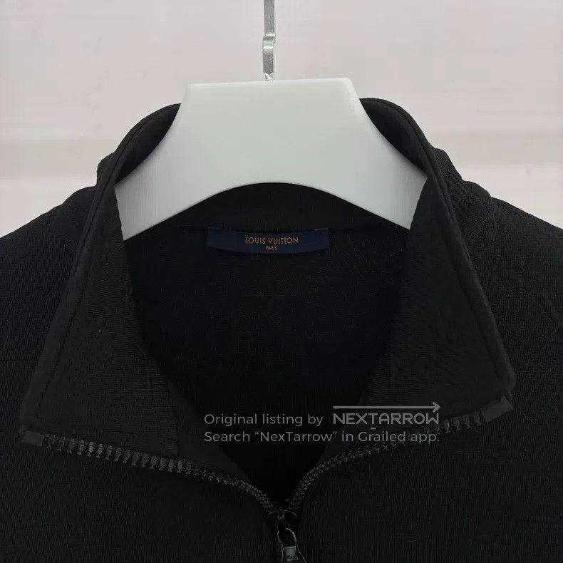 Louis Vuitton Louis Vuitton embossed dark pattern and full logo jacket Size US M / EU 48-50 / 2 - 3 Thumbnail