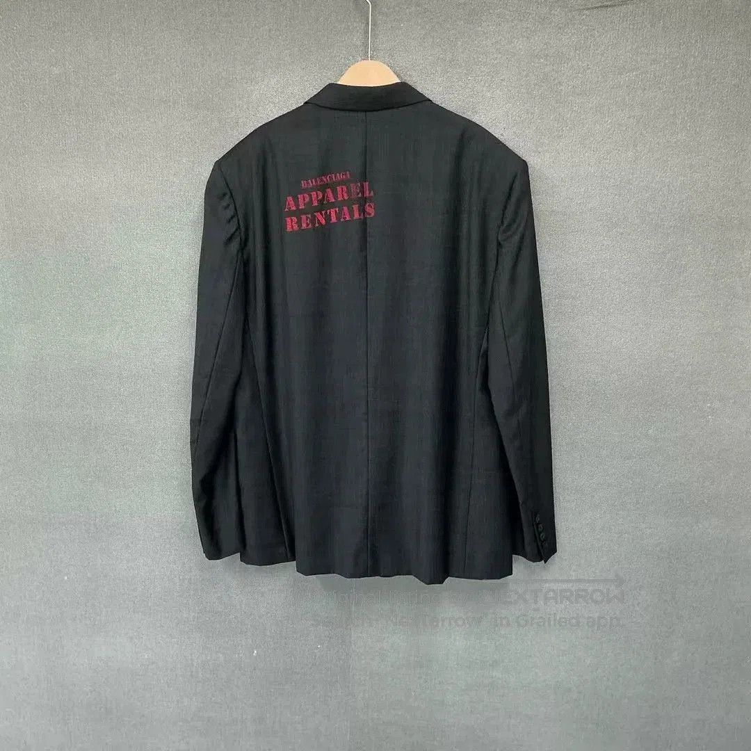 Balenciaga balenciaga printed blazer with back design. Size US L / EU 52-54 / 3 - 1 Thumbnail