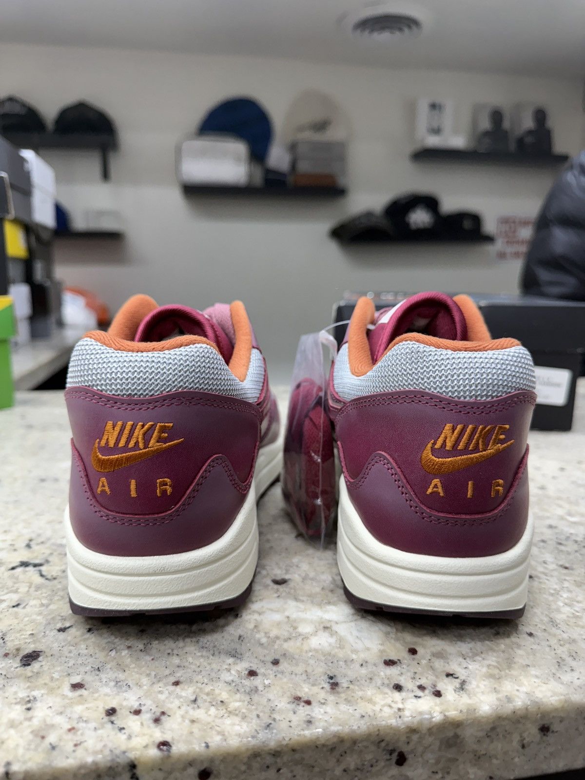 Nike Nike Air Max 1 Metallics Size US 12 / EU 45 - 4 Thumbnail
