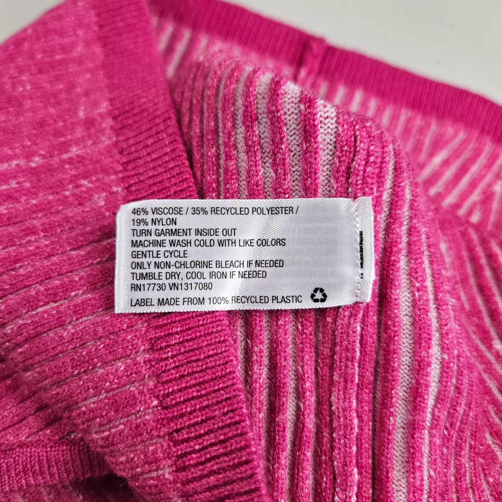 Vintage Wild Fable Tank Womens Knit Crop Top Sz S Pink Ribbed Scoop Neck Sleeveless Cropped Shirt Size S / US 4 / IT 40 - 4 Thumbnail