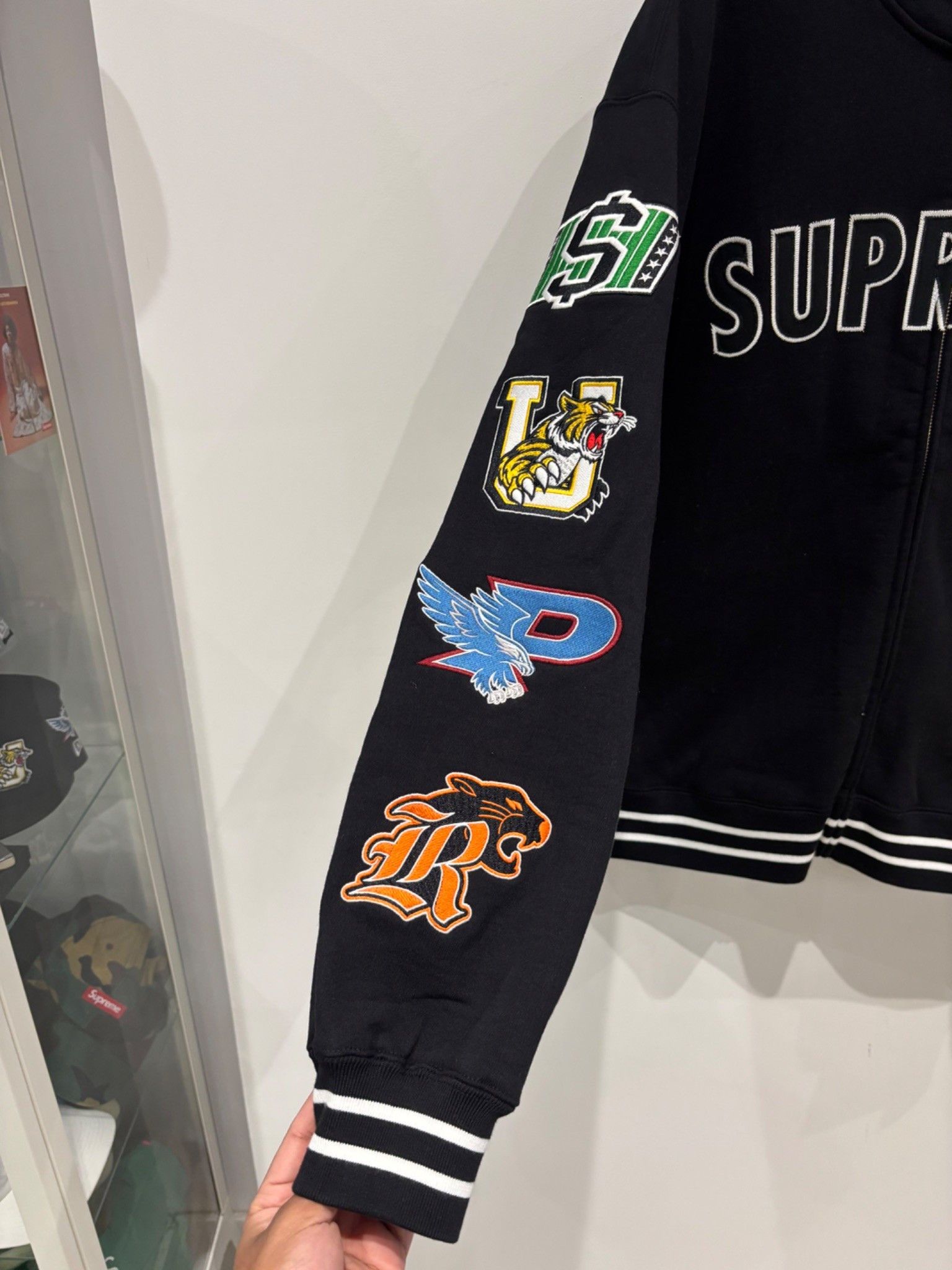 Supreme Supreme Mascots Zip Up Sweatshirt Black Size US L / EU 52-54 / 3 - 2 Thumbnail