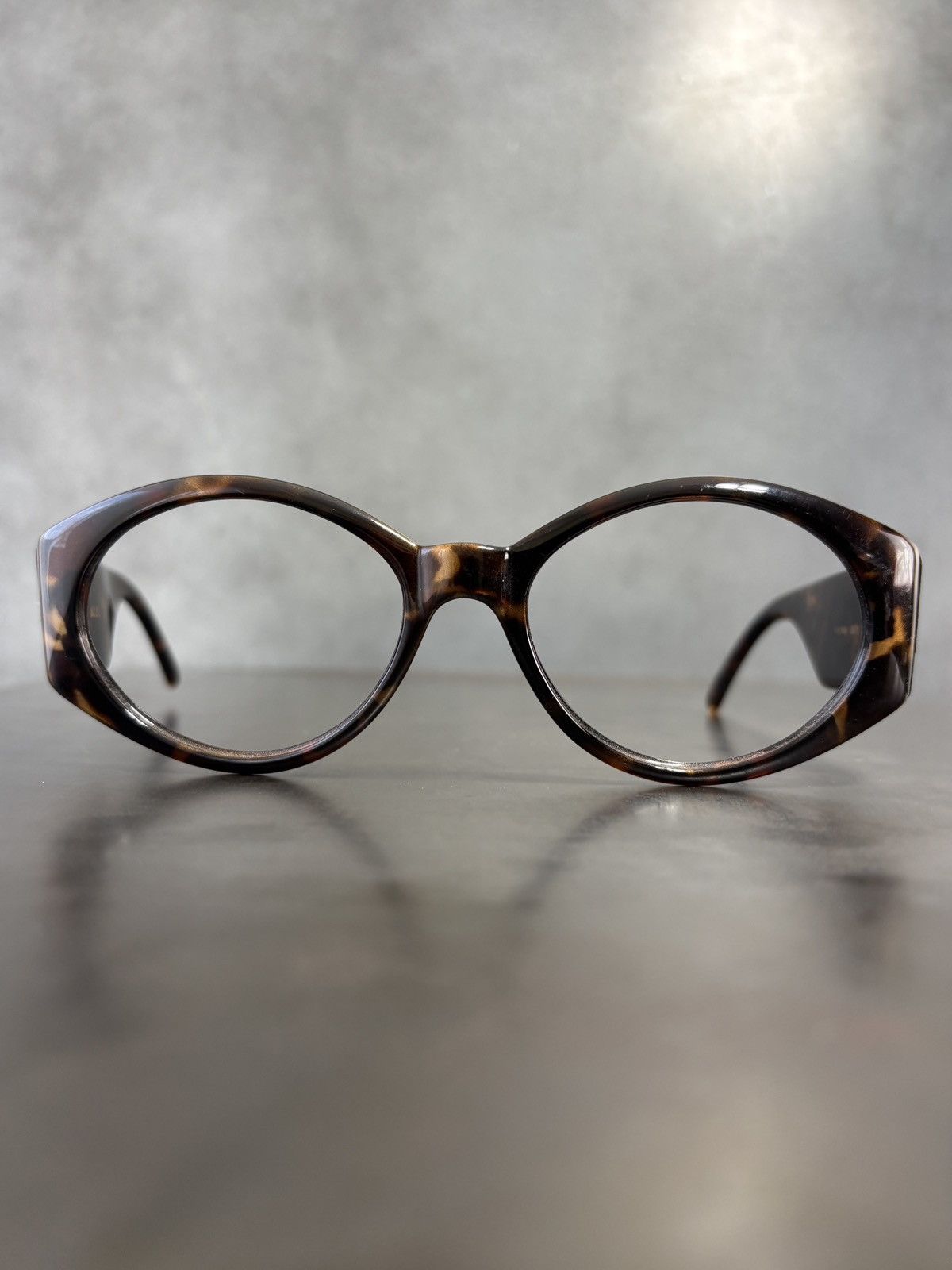 Polaroid Vintage Polaroid Frames Made in Italy Oval Oversized 90s 80s Size ONE SIZE - 11 Thumbnail