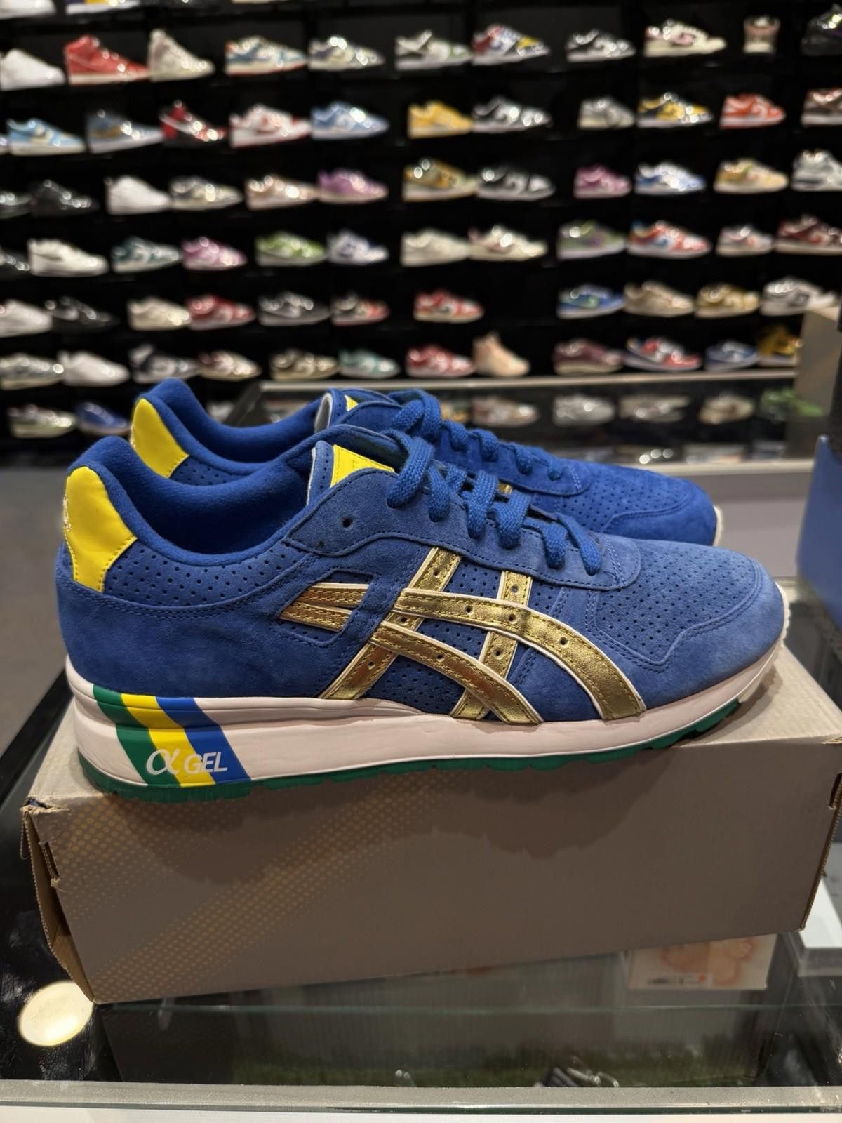 Asics ASICS GEL-Lyte GT II x KITH Ronnie Fieg “Brazil” - Size 11 Size US 11 / EU 44 - 2 Thumbnail