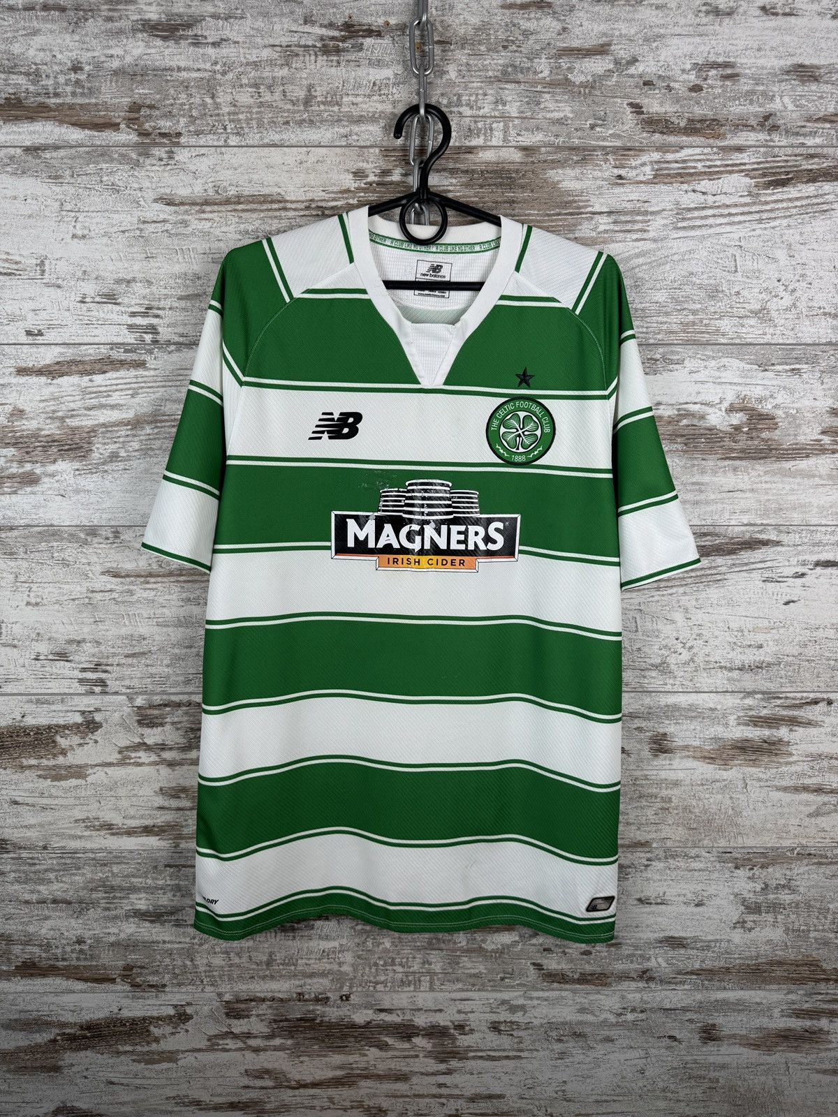 New Balance × Vintage Mens Vintage New Balance Celtic FC T-shirt soccer jersey Size US L / EU 52-54 / 3 - 1 Thumbnail