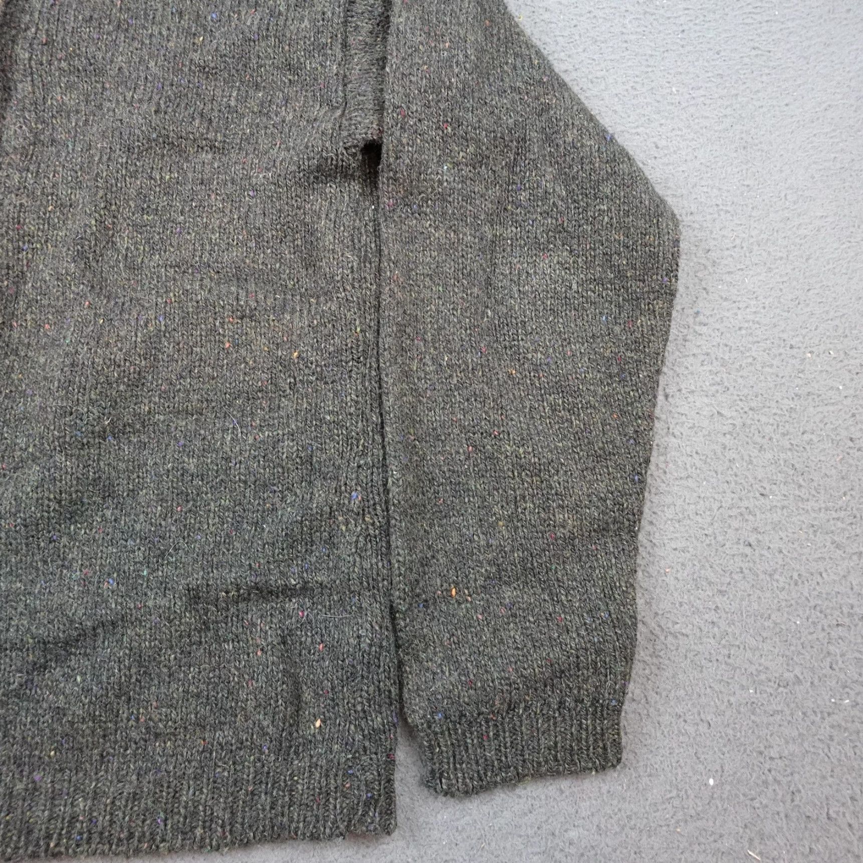 Vintage Alps Cardigan Sweater Womens Small Gray Knit Floral Trim Button Front Collar Size M / US 6-8 / IT 42-44 - 2 Thumbnail