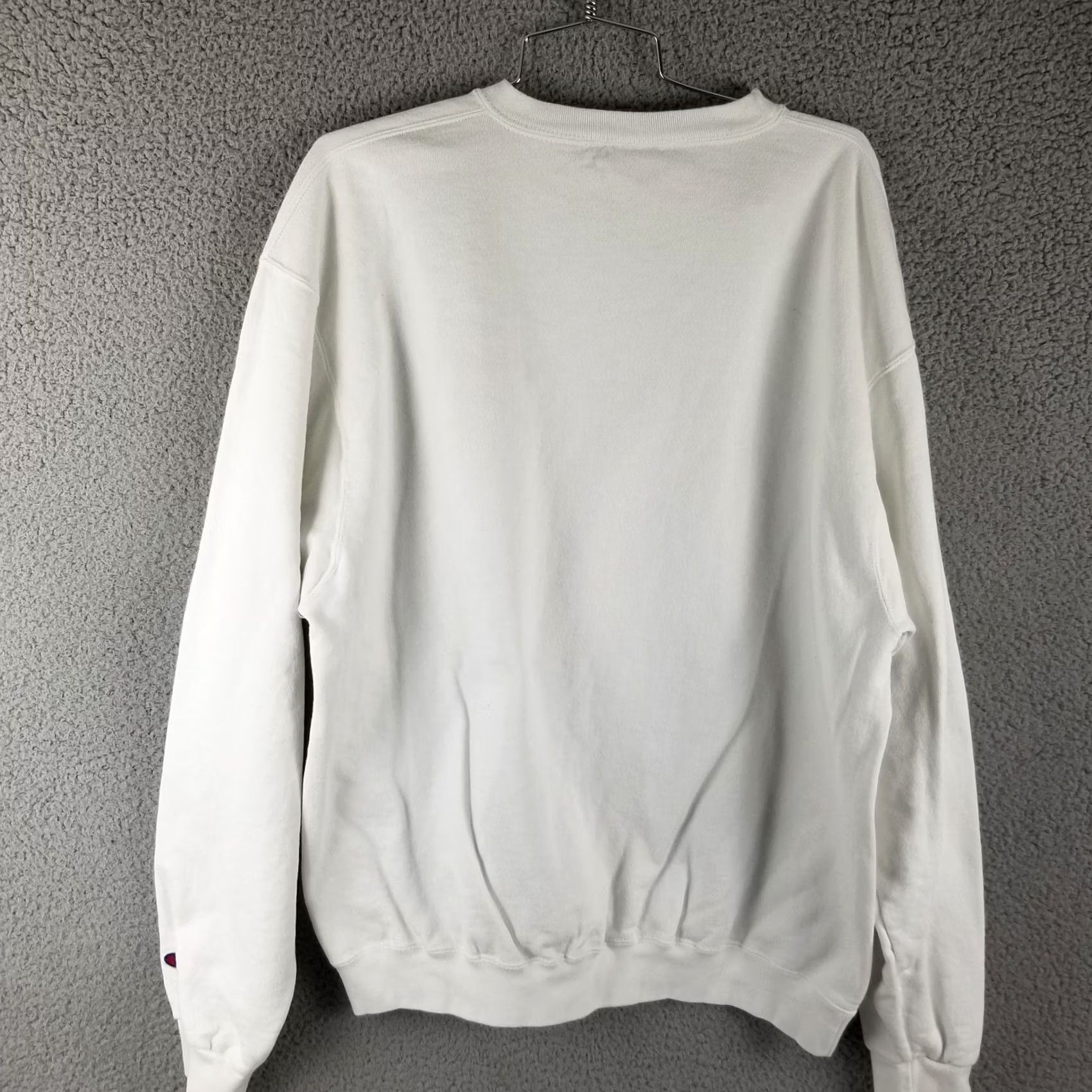 Champion Champion Sweatshirt XL White Vintage Crewneck Pullover Men 90s Classic All Seasons Reverse Weave Logo Embroidered Pullover Sweatshirt Size US XL / EU 56 / 4 - 6 Thumbnail