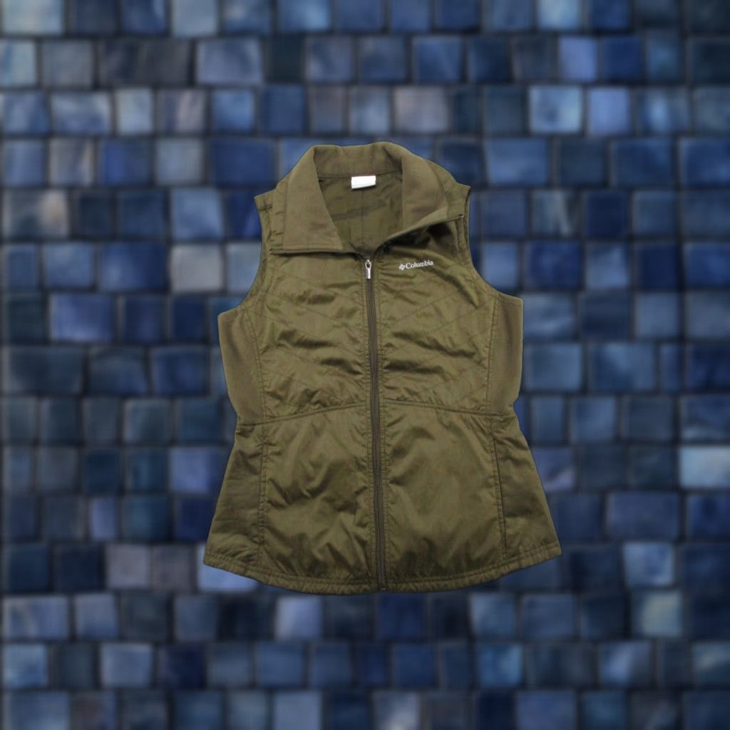 Vintage Columbia Womens Full Zip Vest Lightweight Green Size S Outdoors Camping Size S / US 4 / IT 40 - 1 Thumbnail