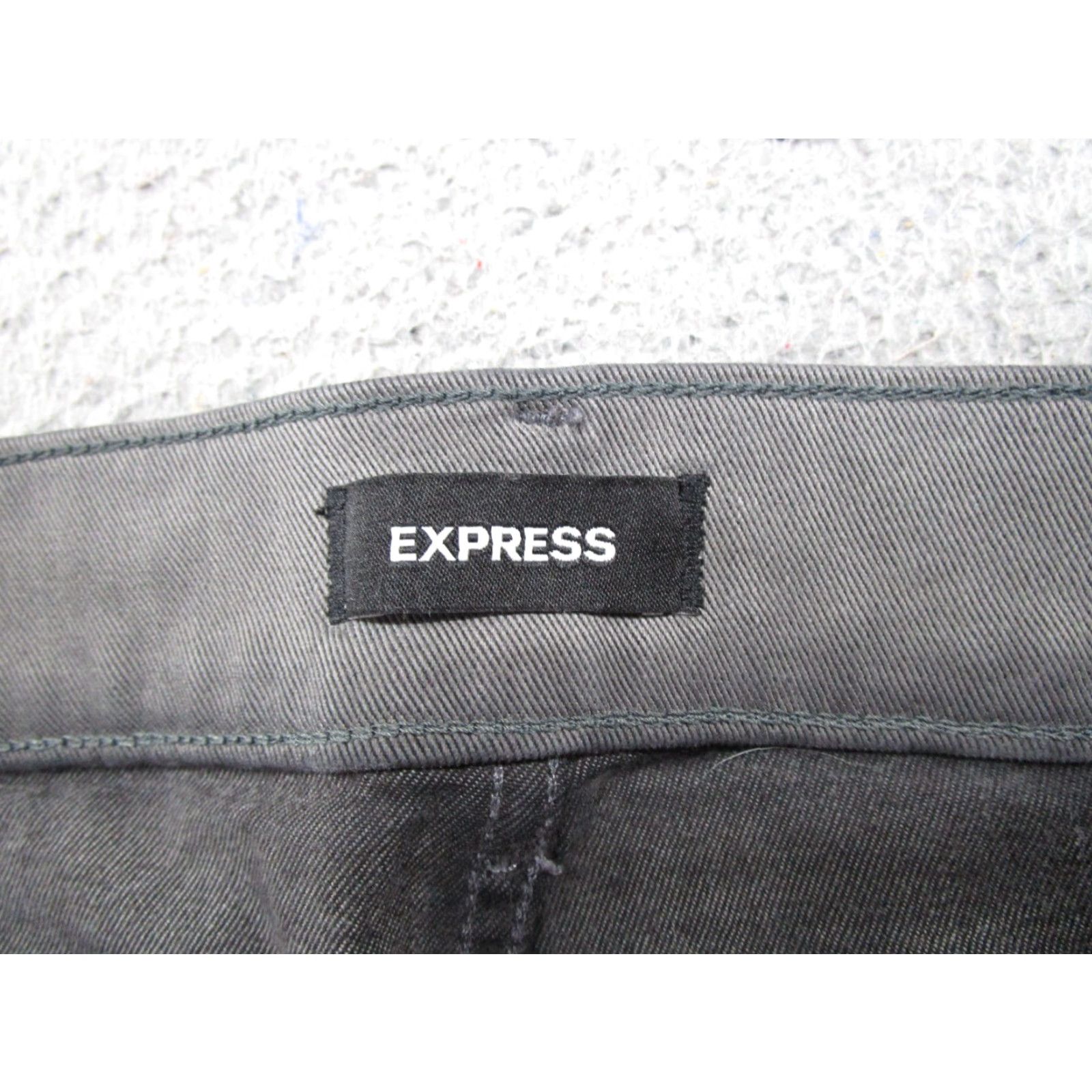 Express Express Women's Gray Denim Super High Rise Stretch Mom Jeans Size 12 Size 34" / US 12 / IT 48 - 4 Thumbnail