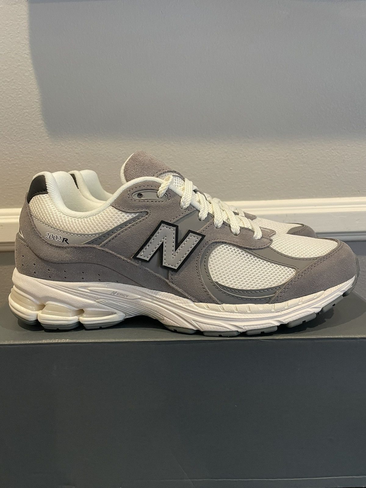 New Balance New Balance 2002R Harbor Grey Size 9 Men’s Size US 9 / EU 42 - 2 Thumbnail