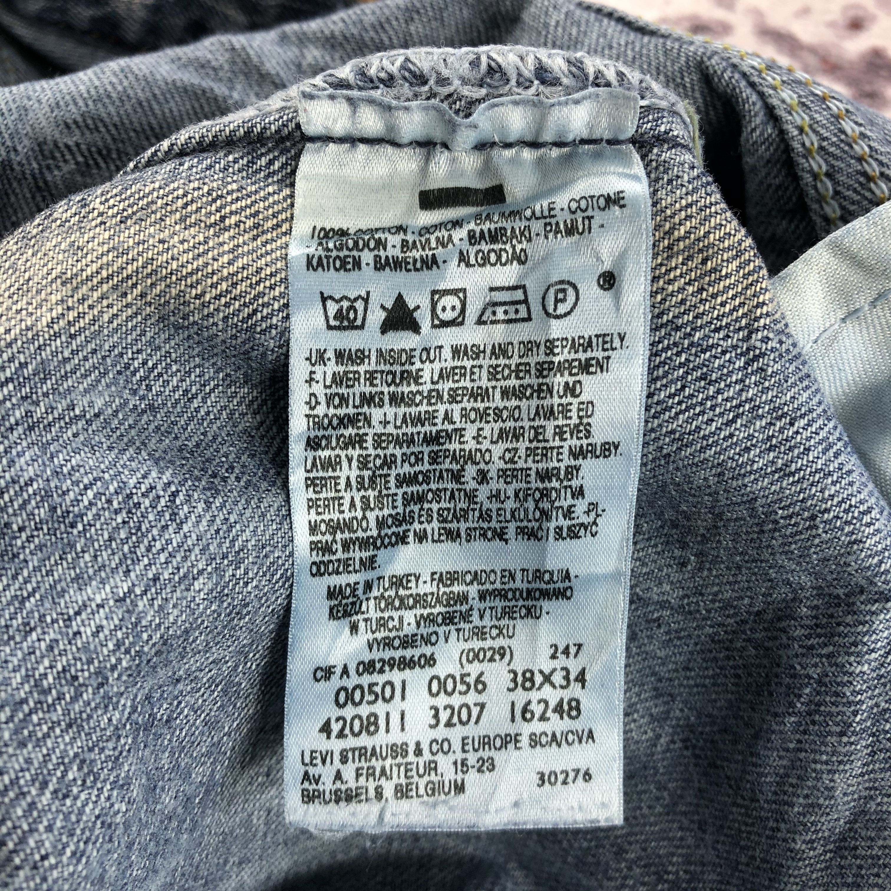 Levi's × Vintage Vintage Distress Levis 501 Jeans-JM2094 Size US 35 - 9 Thumbnail