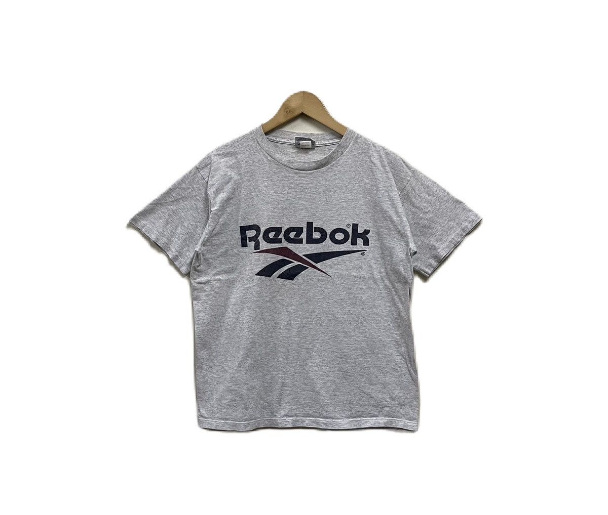 Reebok Vintage 90s Reebok Big Logo Tshirt Size US M / EU 48-50 / 2 - 1 Thumbnail