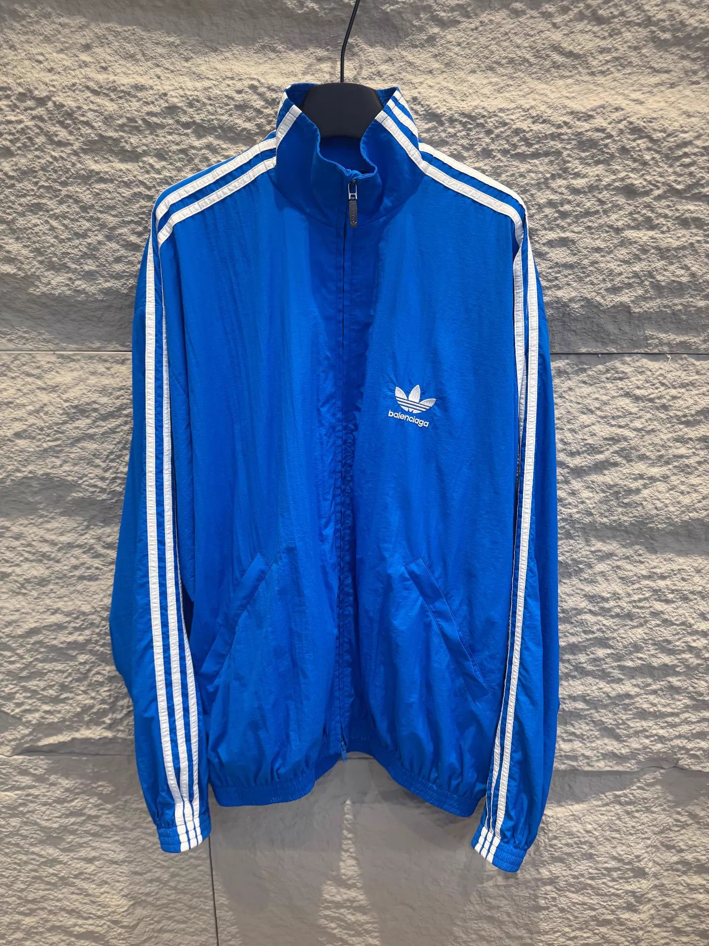 Balenciaga Balenciaga x adidas Originals Logo Stripe Stand Collar Jkt Size US M / EU 48-50 / 2 - 1 Thumbnail
