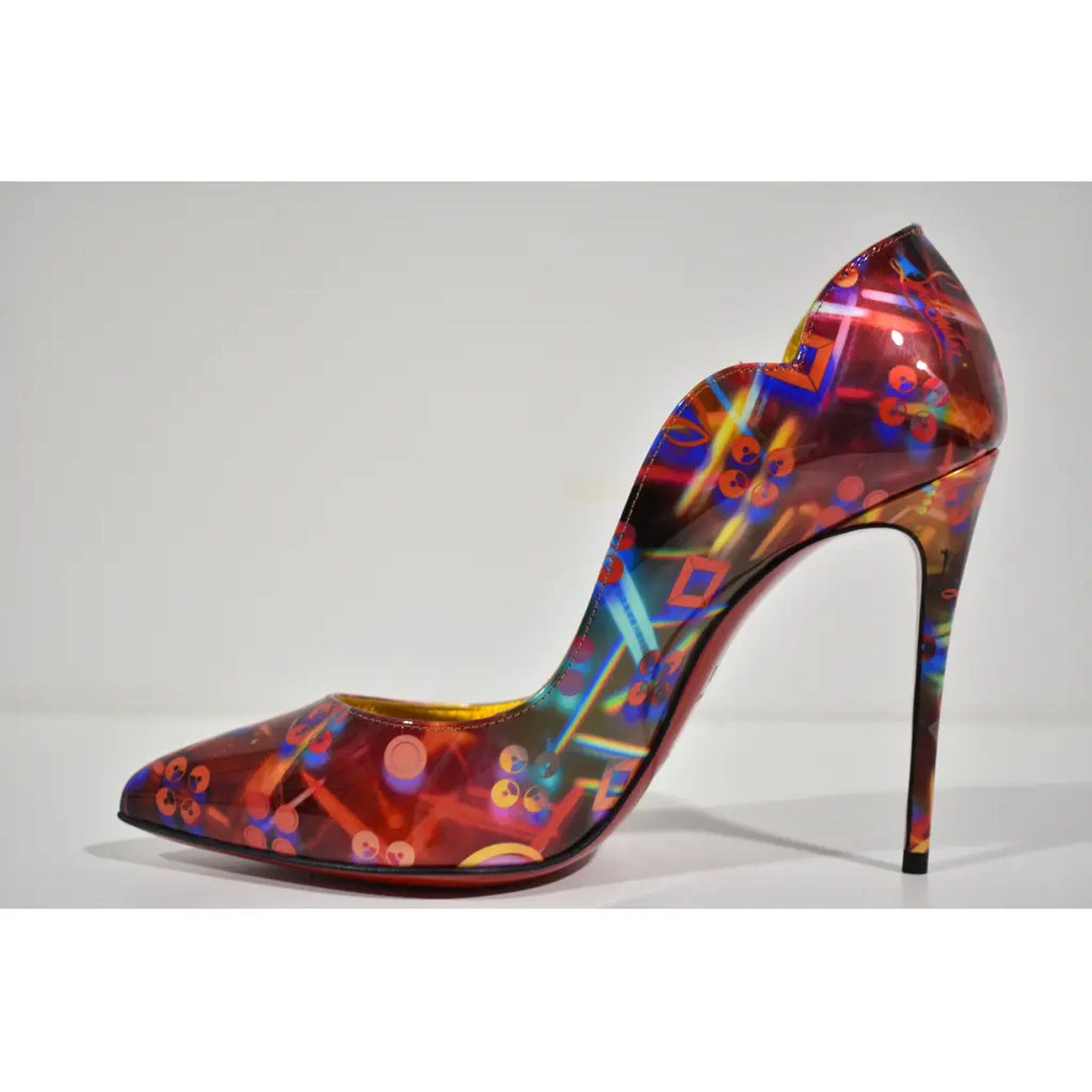 Christian Louboutin Hot Chick 100 Patent Discolaser Red Pointed Toe Heel Pump 39 Size US 9 / IT 39 - 8 Thumbnail