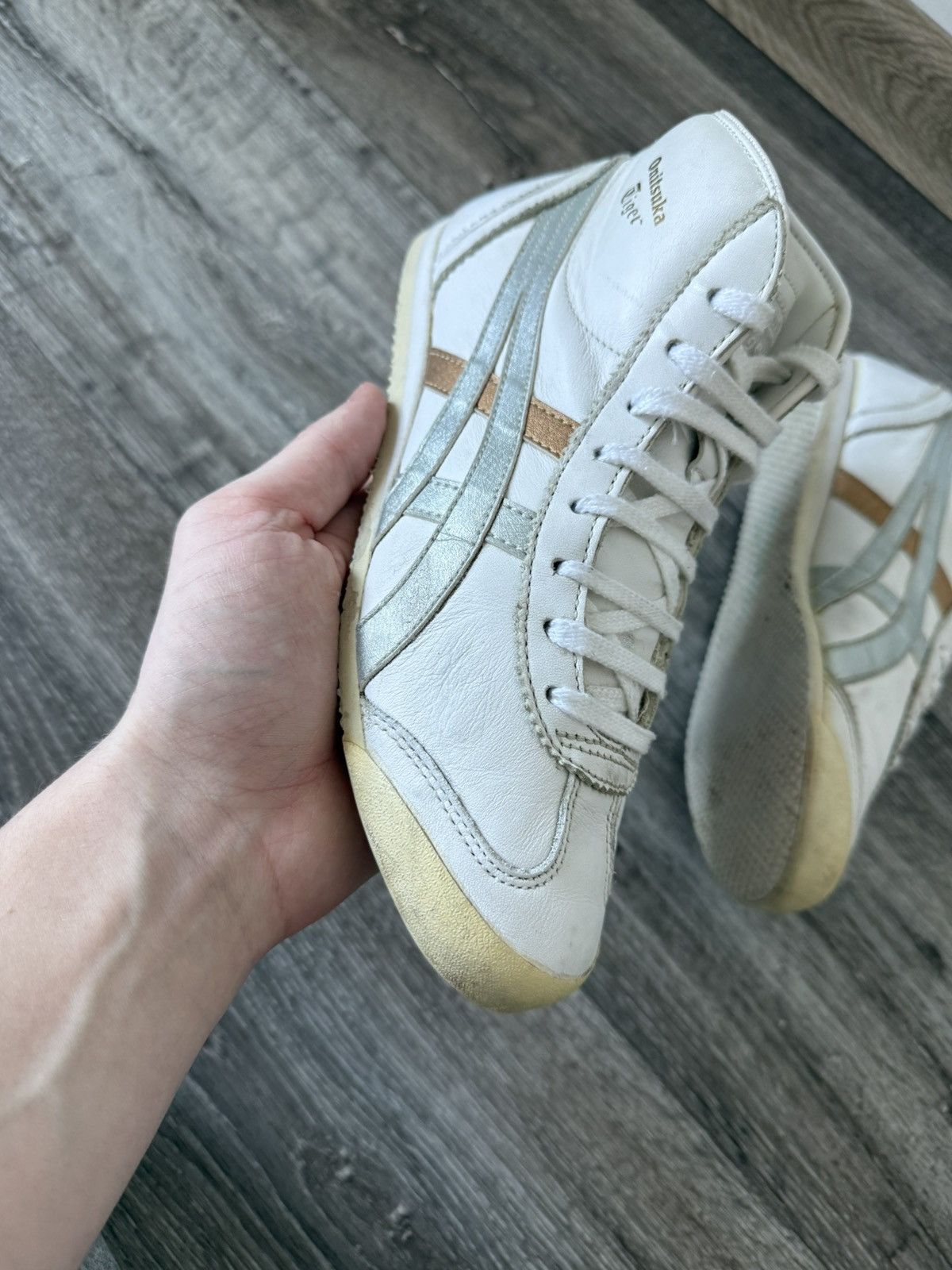 Asics Asics Onitsuka Tiger High Tokyo Vintage Leather SneakerShoes Size US 5 / IT 35 - 7 Thumbnail