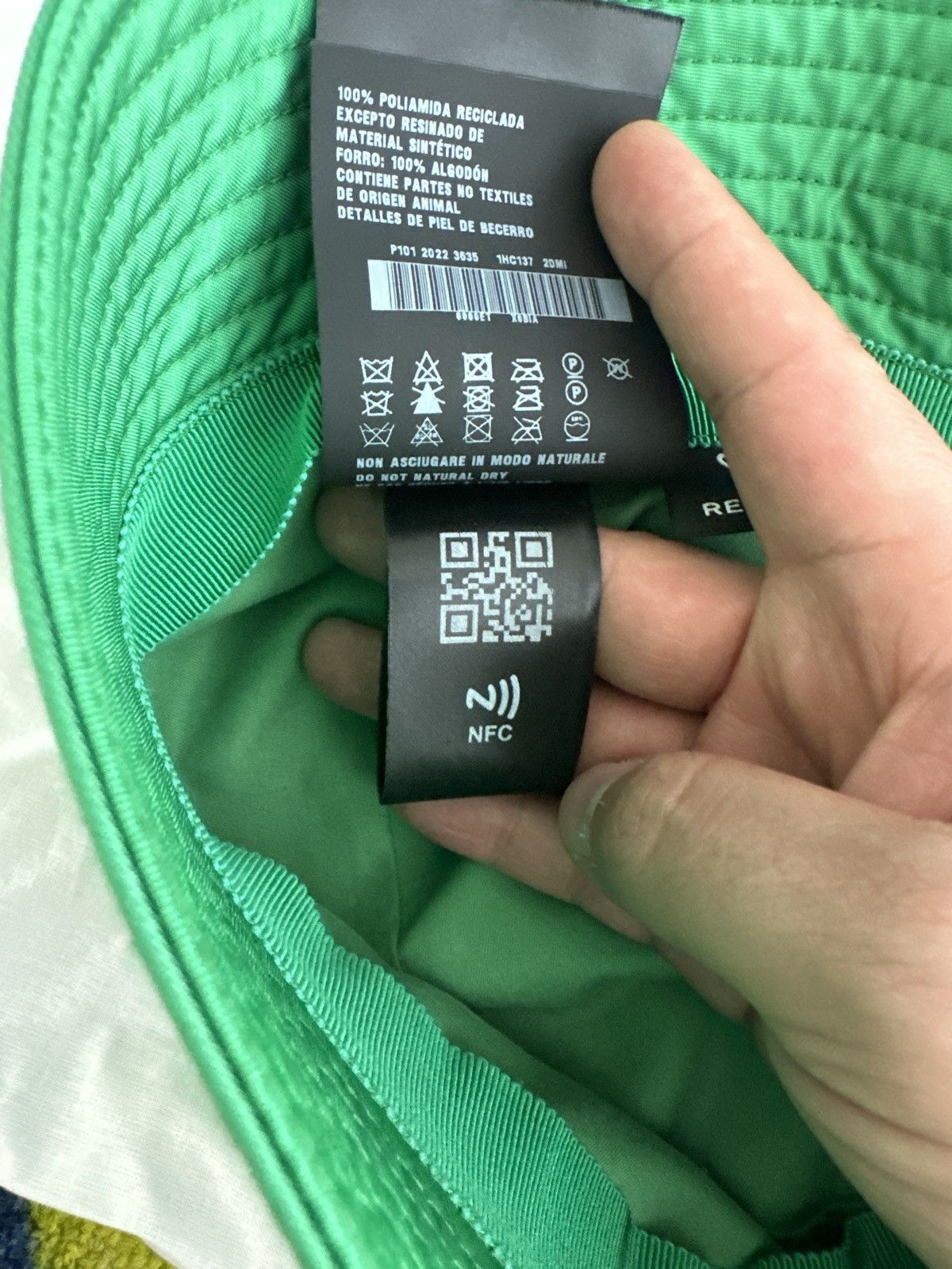 Prada Prada Re-Nylon Bucket Hat Size ONE SIZE - 4 Thumbnail