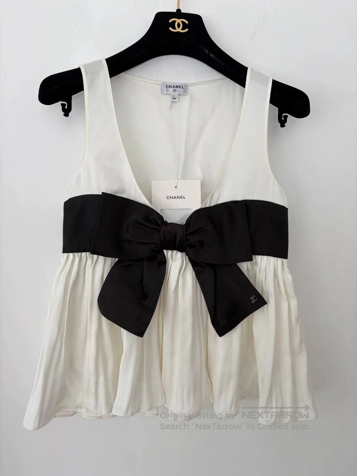 Chanel Chanel 25K White Bow Sleeveless Top. Size US XS / EU 42 / 0 - 1 Thumbnail