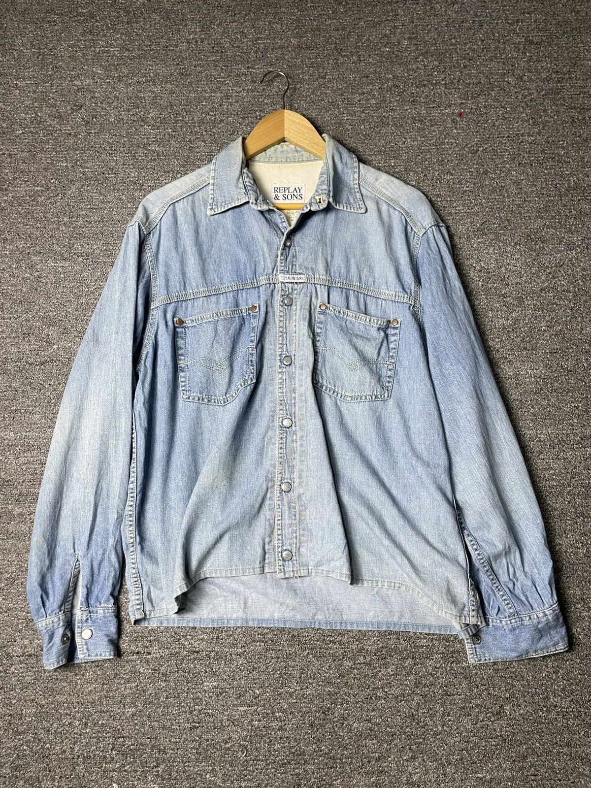 Japanese Brand × Vintage Replay & Sons Denim Button Up Shirts (93) Size US XS / EU 42 / 0 - 1 Thumbnail