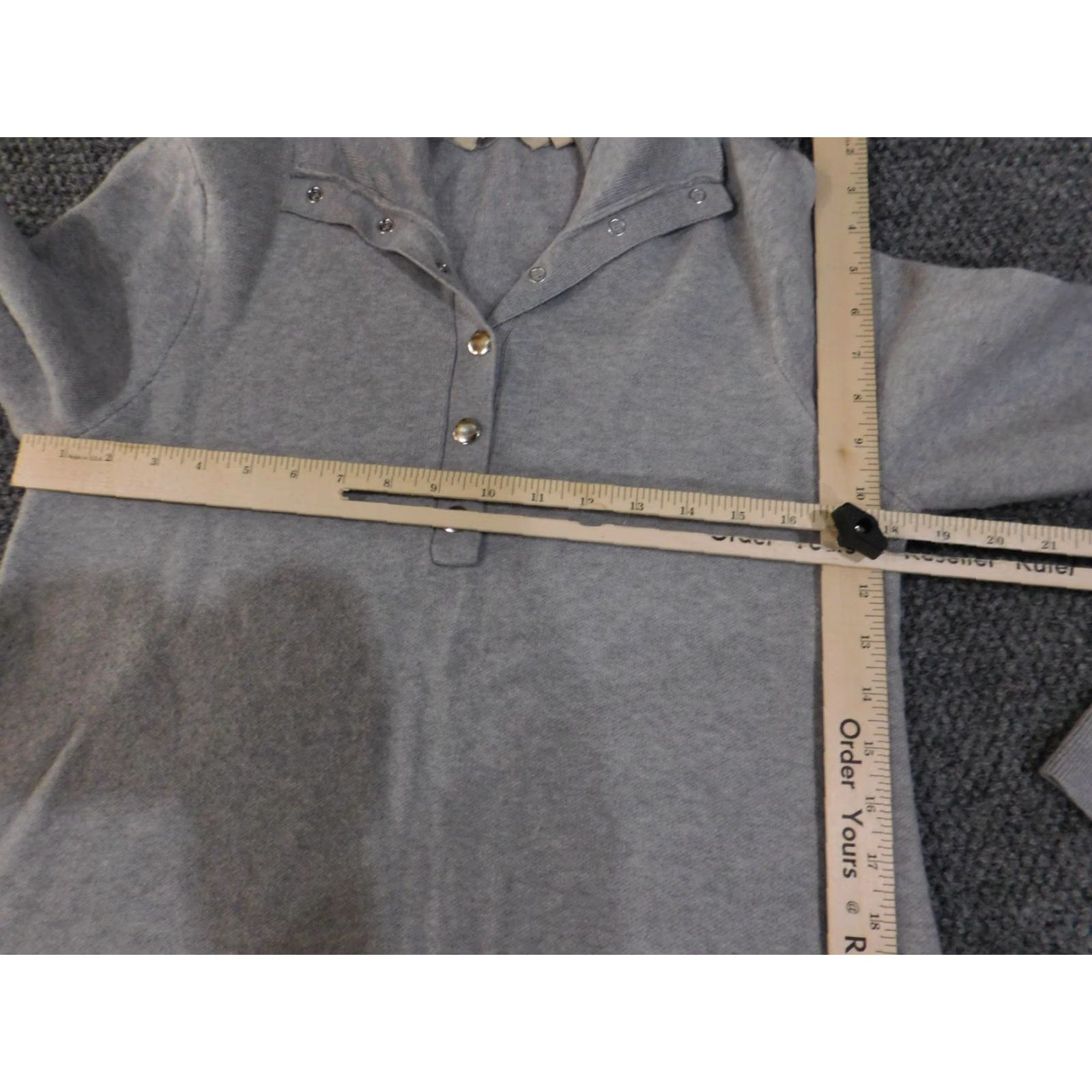 Soft Surroundings Soft Surroundings Sweater Womens Medium Gray Pullover Collared Button Cozy Fall Size M / US 6-8 / IT 42-44 - 4 Thumbnail
