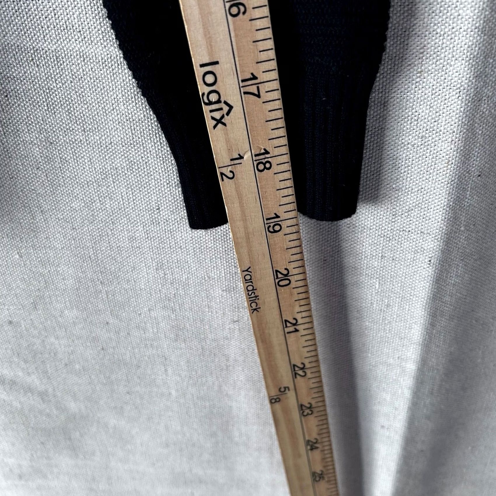 Lululemon VINTAGE Lululemon Womens Black Textured Knit Long Sleeve Crewneck Raglan Sweater Logo XS Size XS / US 0-2 / IT 36-38 - 6 Thumbnail