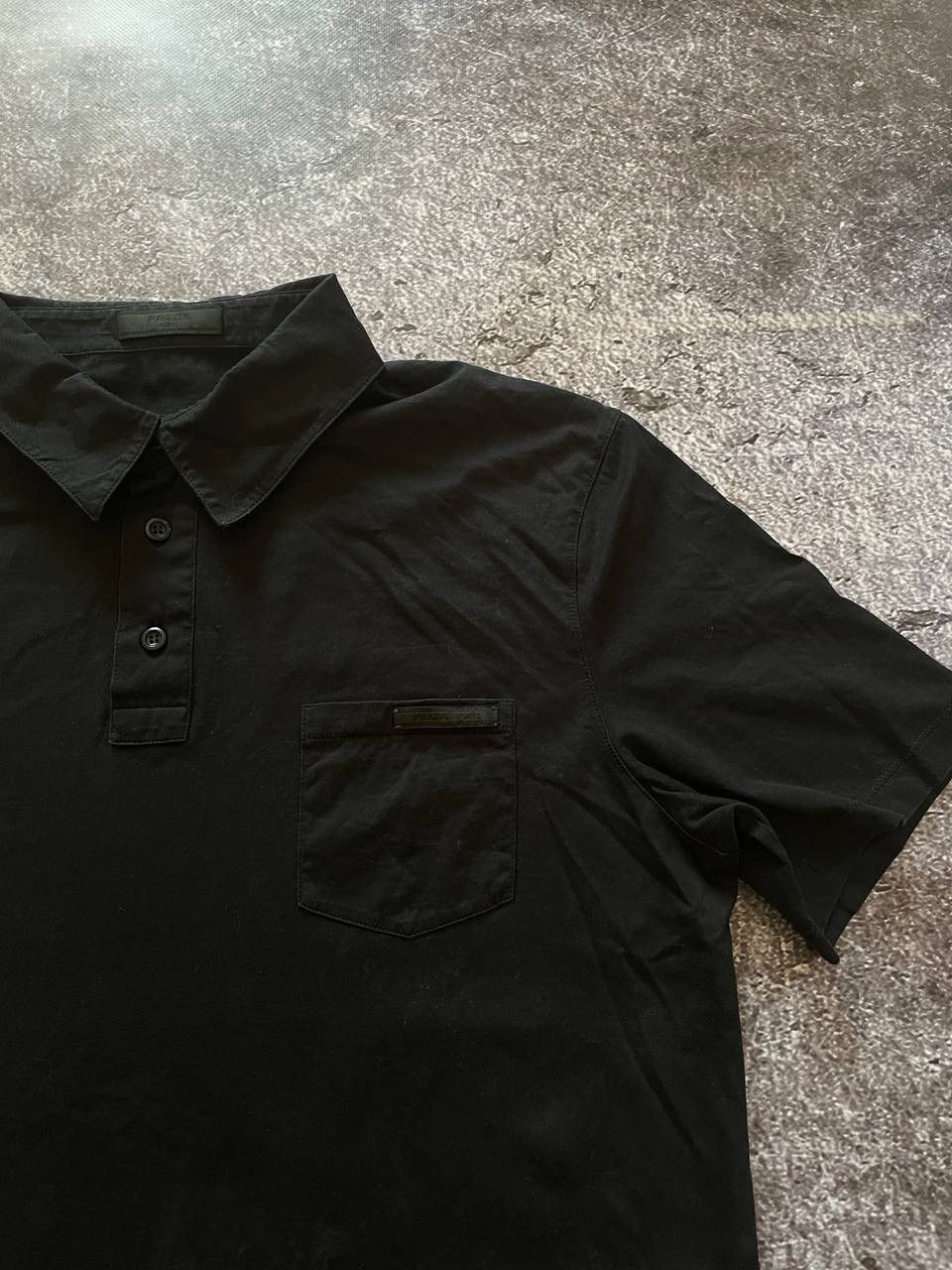 Prada nice t-shirt PRADA full black logo Size US L / EU 52-54 / 3 - 2 Thumbnail