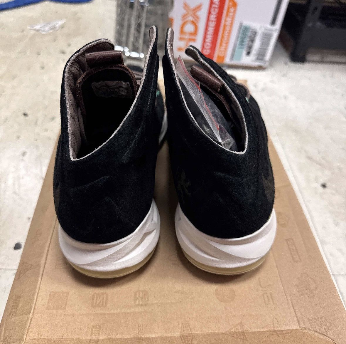 Nike Lebron 10 EXT Black Suede Size US 10.5 / EU 43-44 - 4 Thumbnail