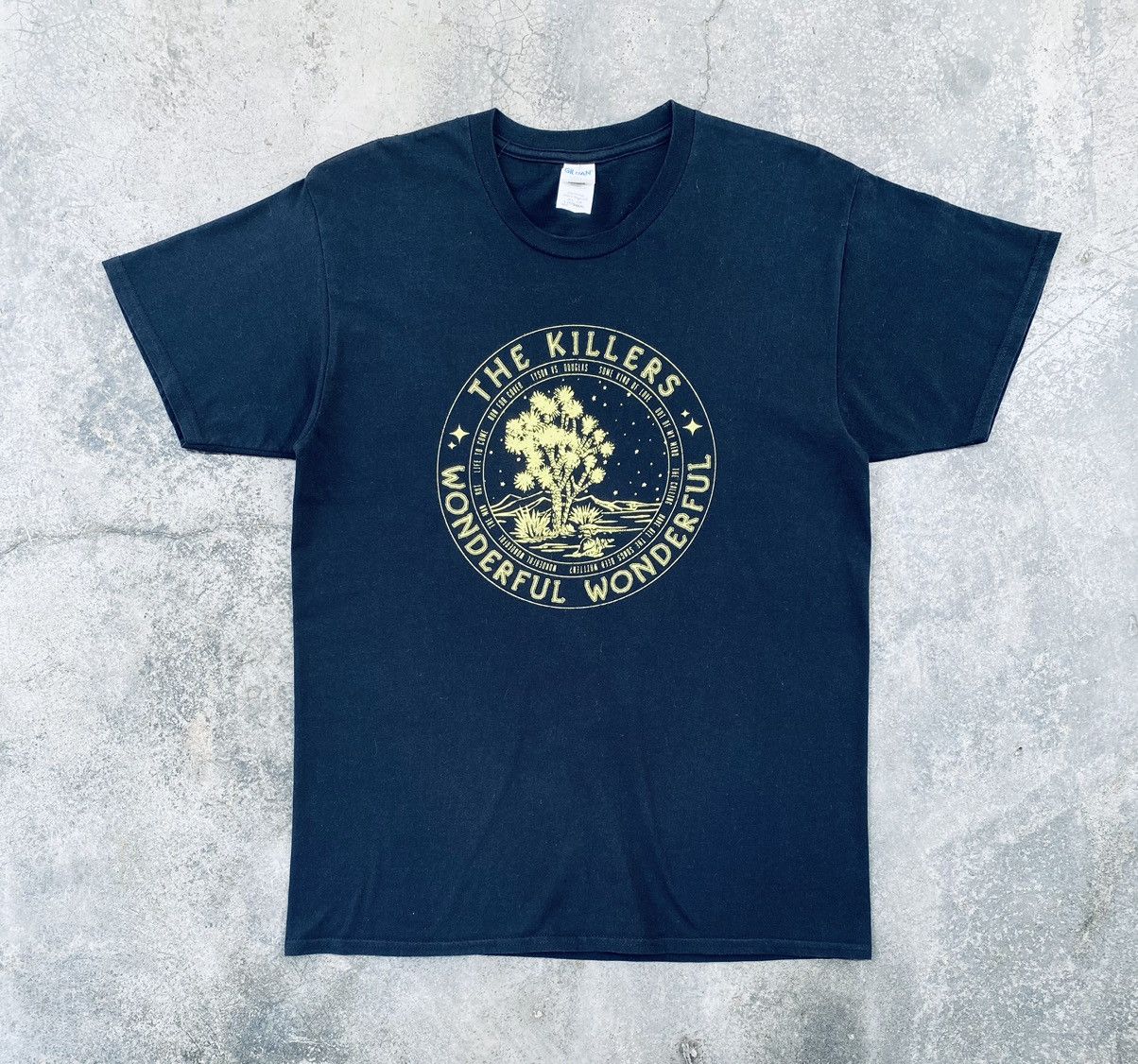 Band Tees Vintage Y2k The Killers Wonderful Tour Band Tees Size US M / EU 48-50 / 2 - 1 Thumbnail