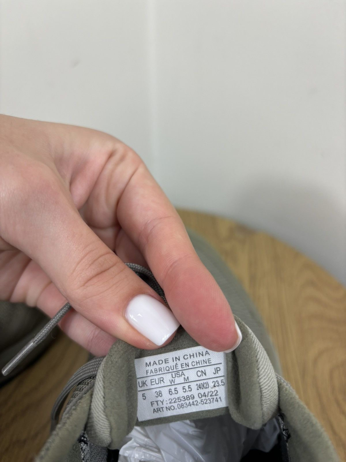 Arc'teryx Arc’teryx Aerios FL Women’s Gore-Tex Vibram Hiking Shoes Size US 6.5 / IT 36.5 - 20 Thumbnail