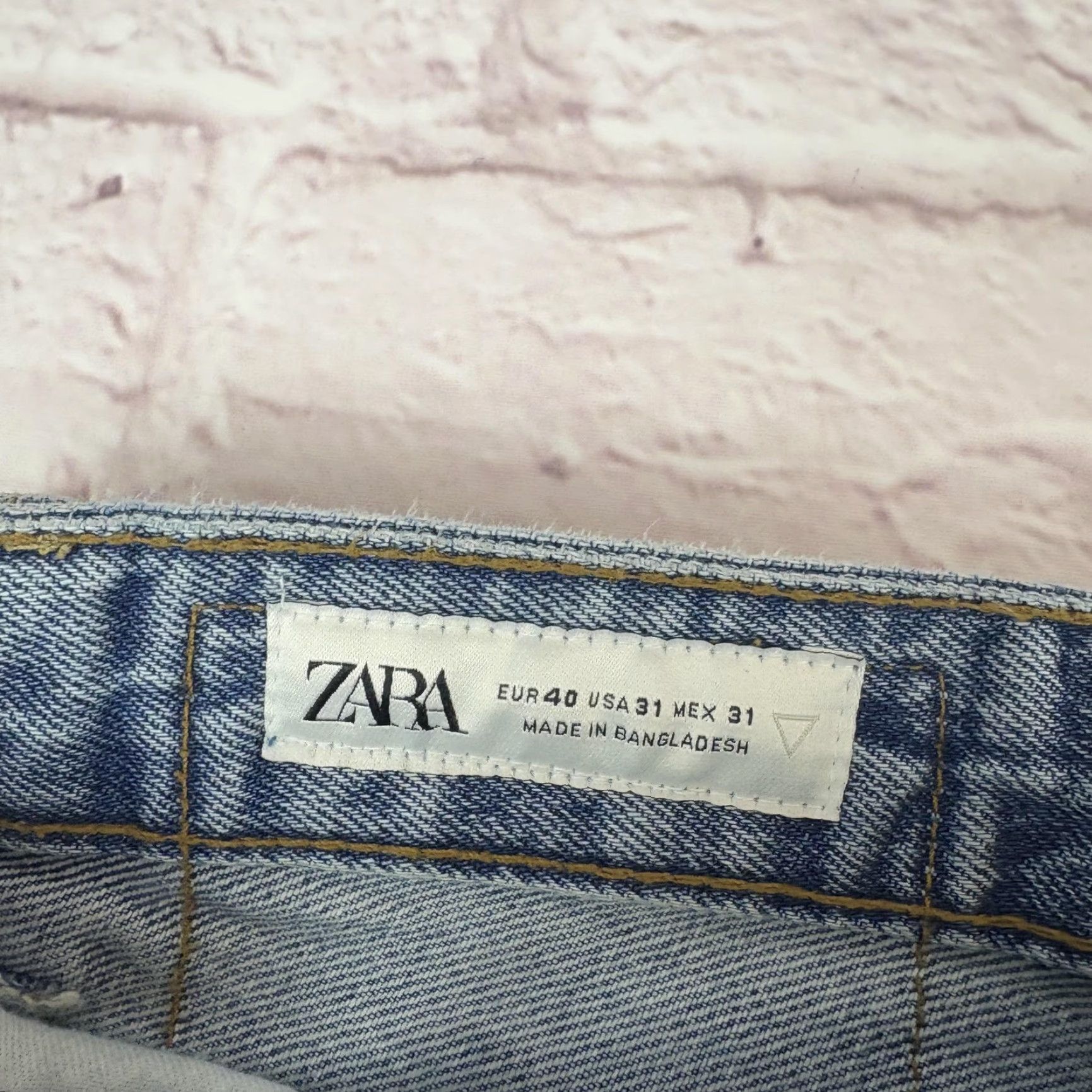 Zara Zara Jeans Womens Light Wash Straight Leg Denim High Rise Relaxed Fit 5-Pocket Blue XS? Wait. Size 24" / US 00 / IT 34 - 3 Thumbnail