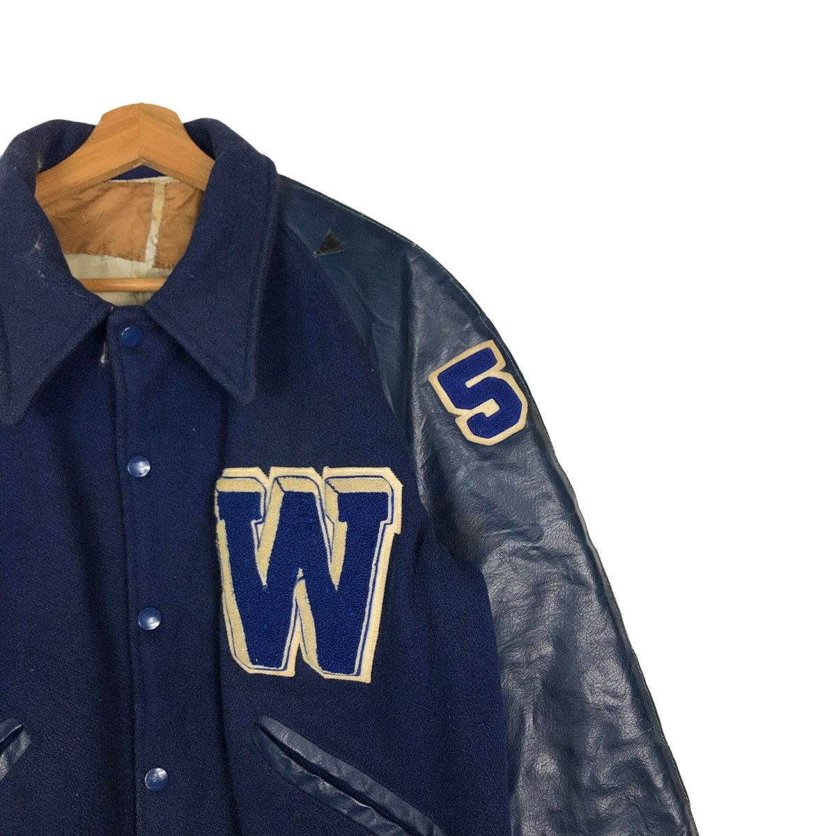 Toyo Enterprises VINTAGE LEATHER VARSITY JACKET JUMPER BIG LOGO USA Size US M / EU 48-50 / 2 - 4 Thumbnail