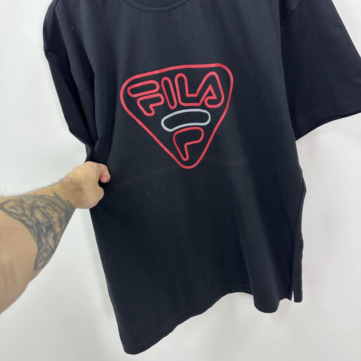 Fila Vintage 00s Fila Oversize big logo blakc tee Italy y2k hype Size US L / EU 52-54 / 3 - 5 Thumbnail
