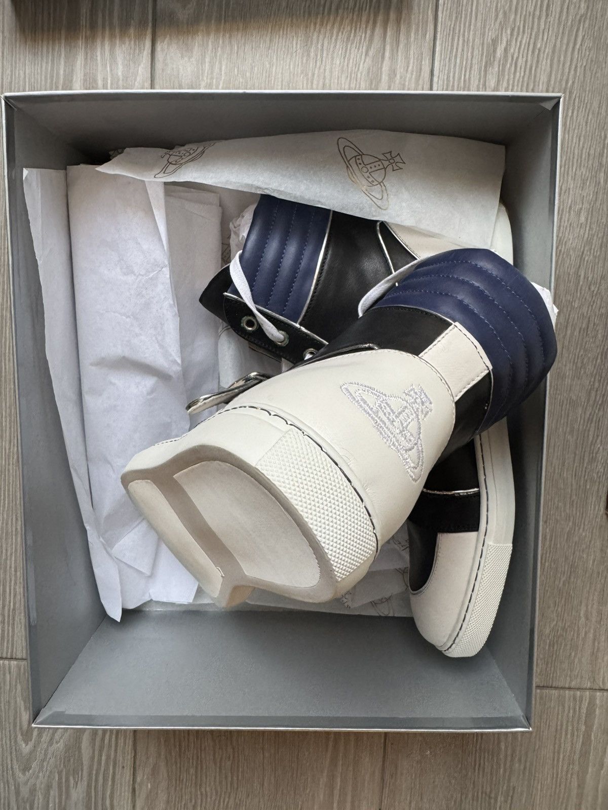 Vivienne Westwood Vivenne westwood High Top Trainer Size US 8.5 / EU 41-42 - 4 Thumbnail
