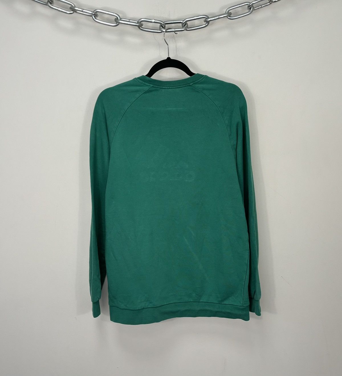 Adidas Vintage Adidas Y2K Big Embroidered Logo Sweatshirt Size US M / EU 48-50 / 2 - 11 Thumbnail