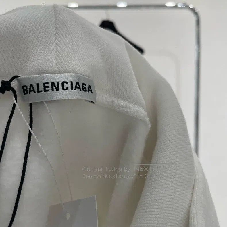 Balenciaga Balenciaga WFP logo white pullover sweatshirt Size US XS / EU 42 / 0 - 5 Thumbnail