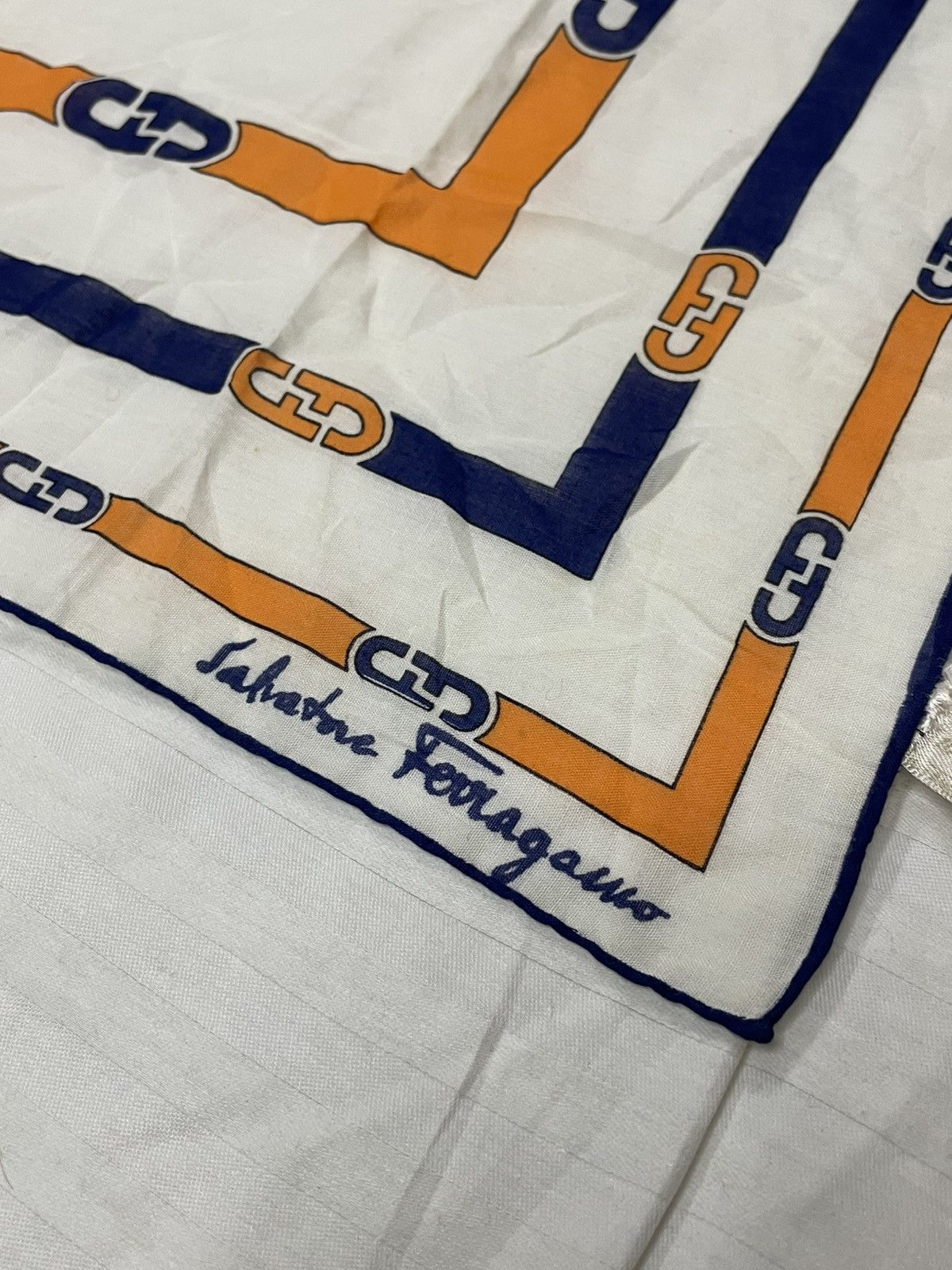 Salvatore Ferragamo Vintage Rare Archive Salvatore Ferragamo Scarf Size ONE SIZE - 4 Thumbnail