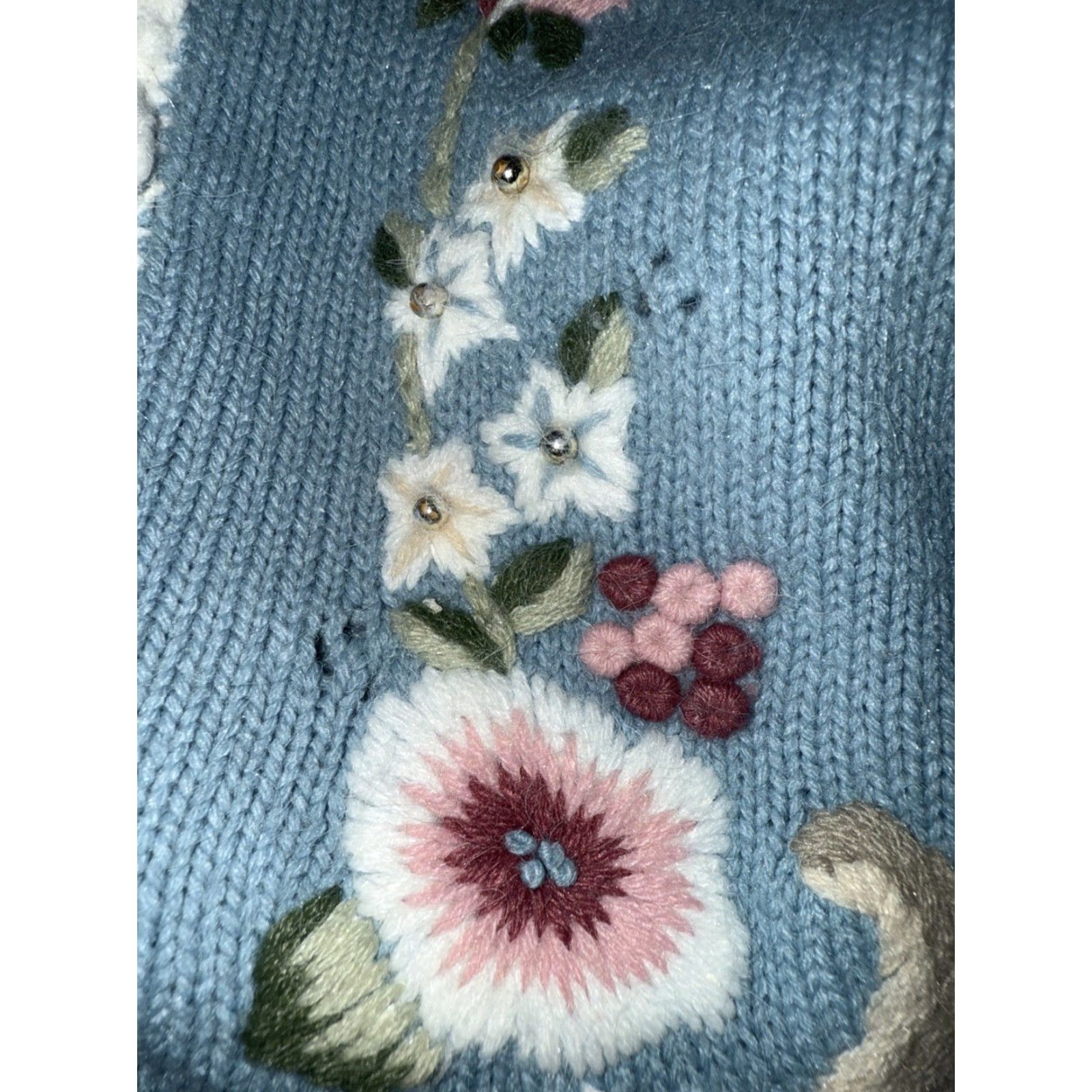 Vintage VINTAGE Koret Vest Shirt Womens S Light Blue Embroidered Button Beaded Flowers V-Neck Sleeveless Size S / US 4 / IT 40 - 6 Thumbnail