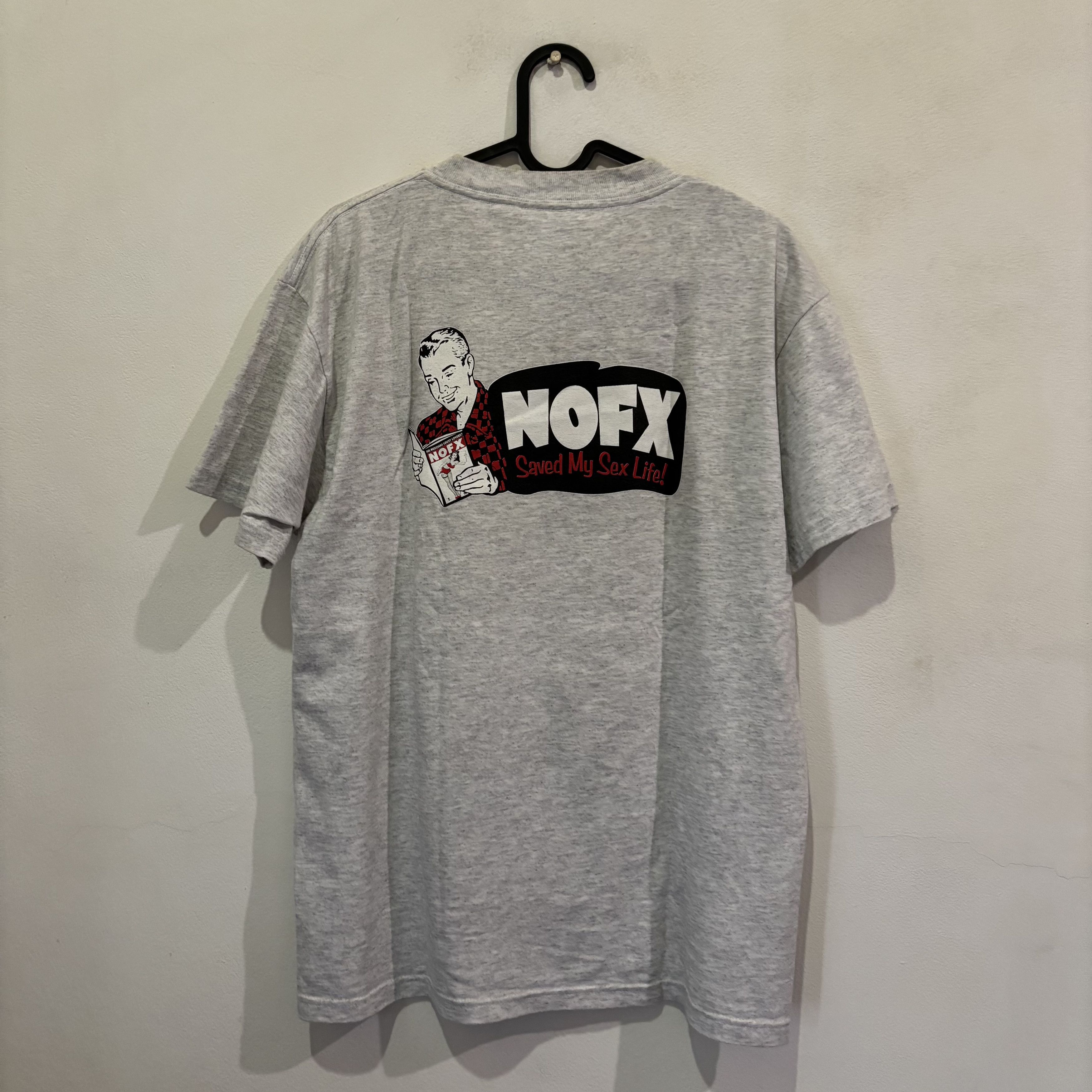 Band Tees Vintage 90's NOFX Saved My Sex Life 1997 Size US M / EU 48-50 / 2 - 4 Thumbnail