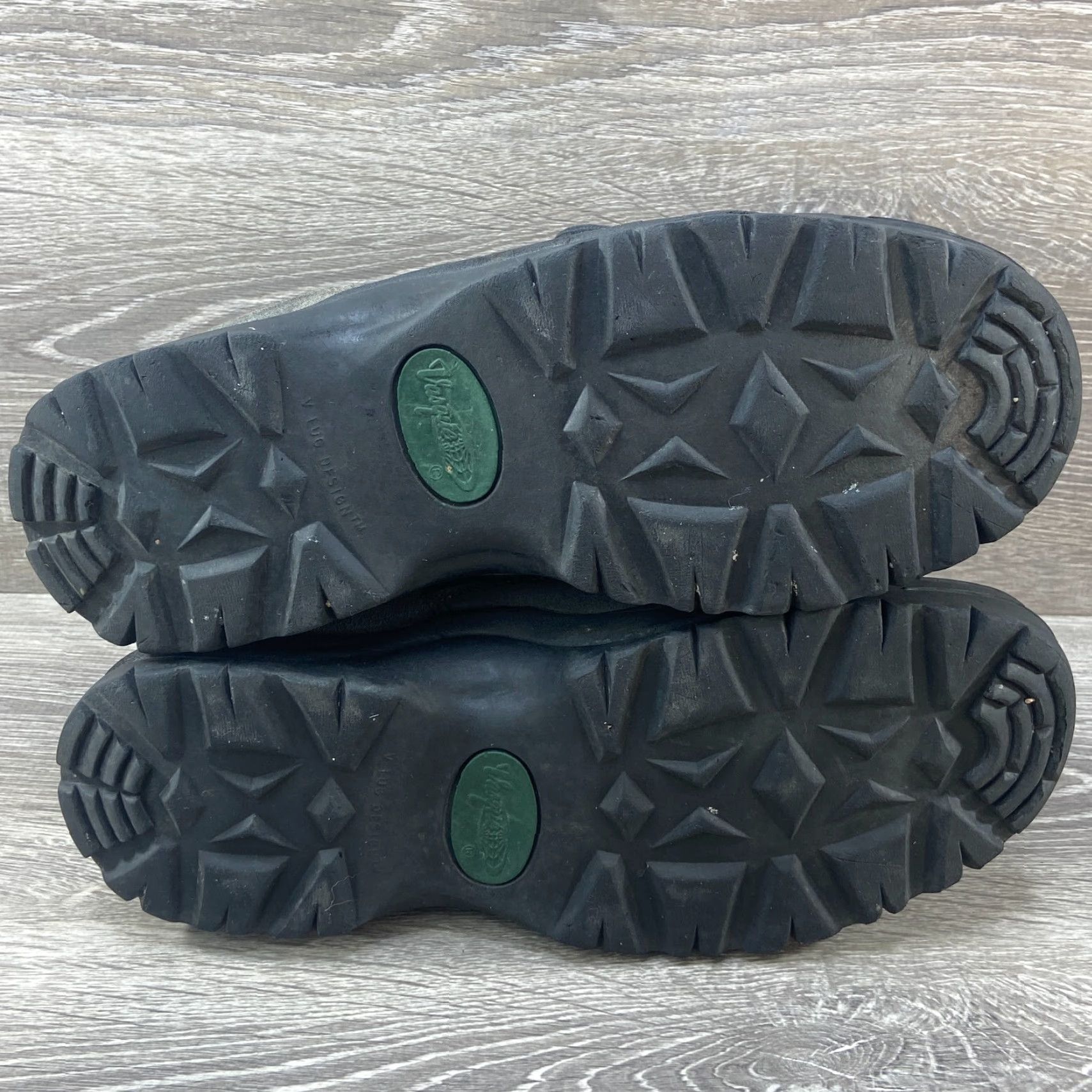 Vasque VINTAGE Vasque Green Gray Suede Leather Canvas Lace Up Hiking Boots Size 10.5 Mens Boots Green Gray 90s Vasque Hiking Boots Size US 10 / EU 43 - 7 Thumbnail