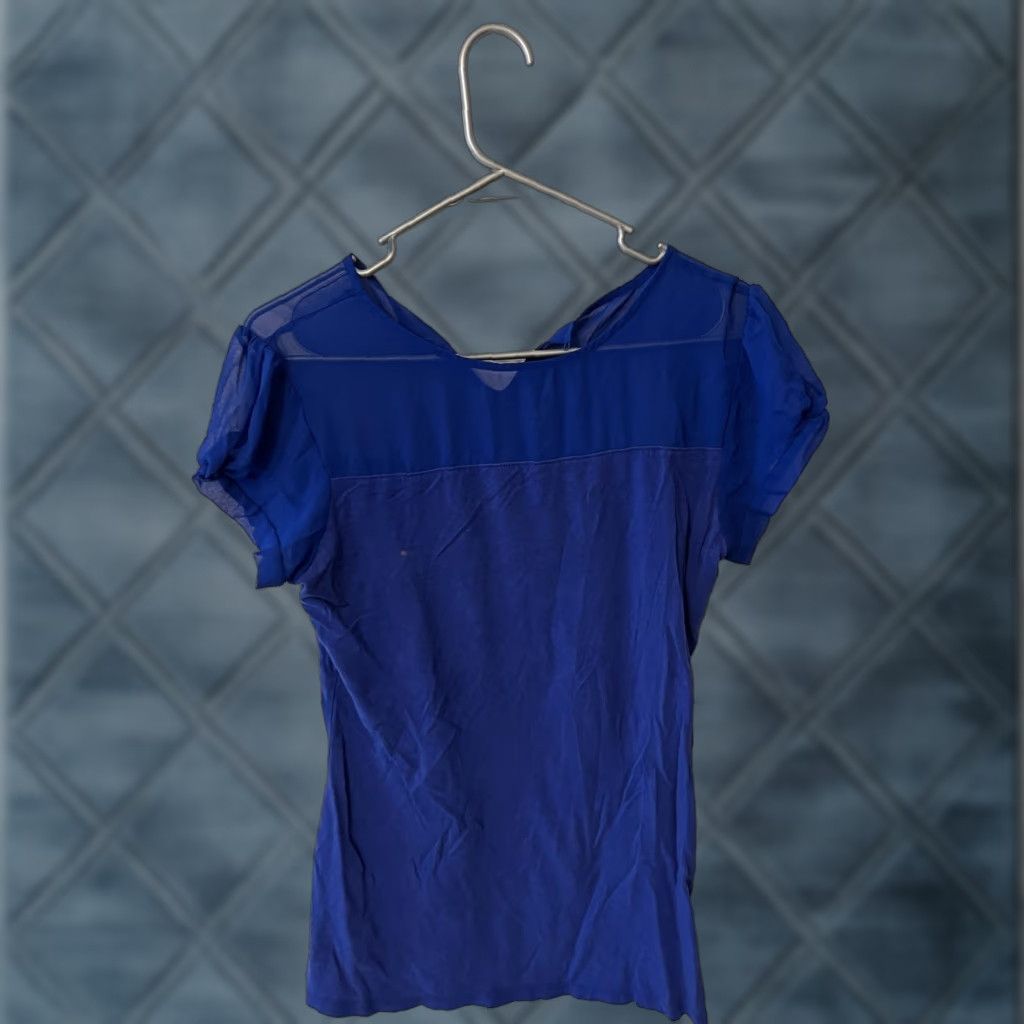 Express Express Blouse Shirt Women M Blue Short Sleeve Puff Sleeve Sheer Panel Keyhole Casual Slim Size M / US 6-8 / IT 42-44 - 1 Thumbnail