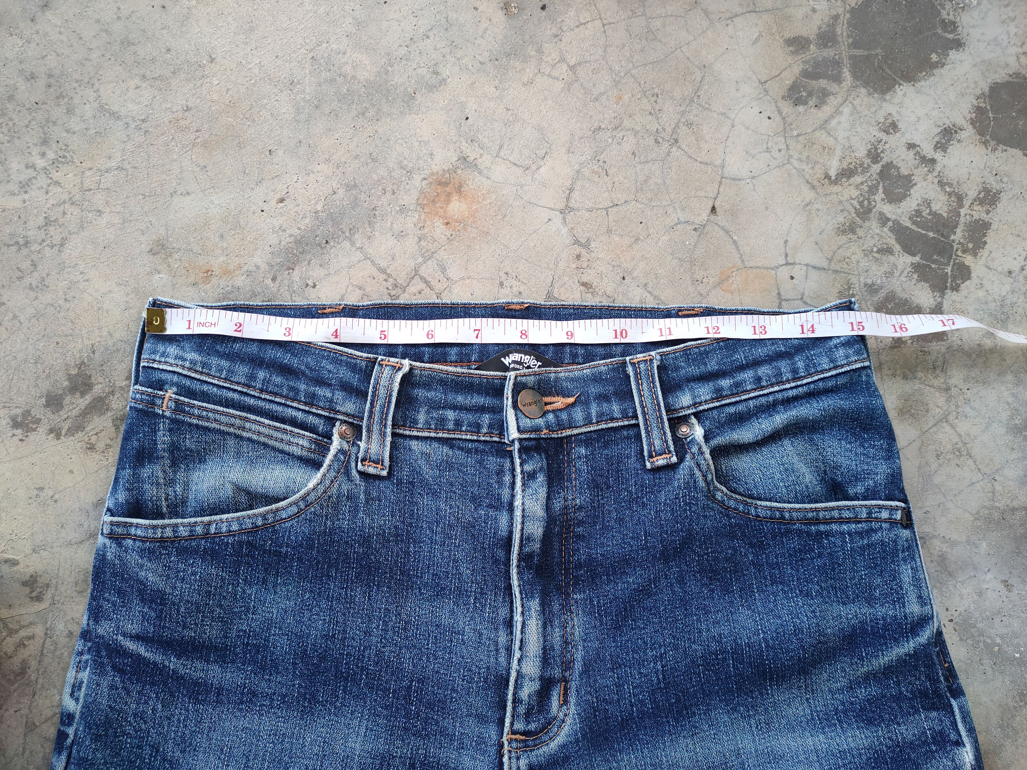 Jean W30 VINTAGE WRANGLER SLIM FIT RIPPED FADED JEANS PANTS Size US 30 / EU 46 - 6 Thumbnail