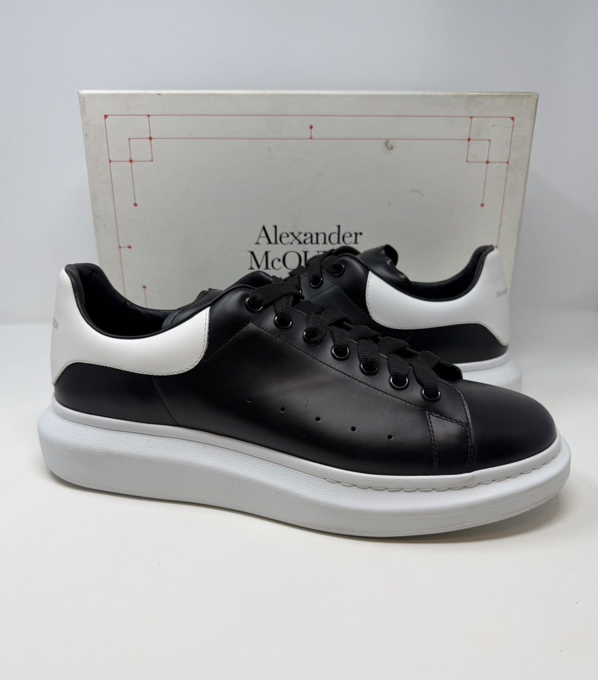 Alexander McQueen Alexander McQueen Oversized Sneaker Black/White Size US 14 / EU 47 - 1 Thumbnail