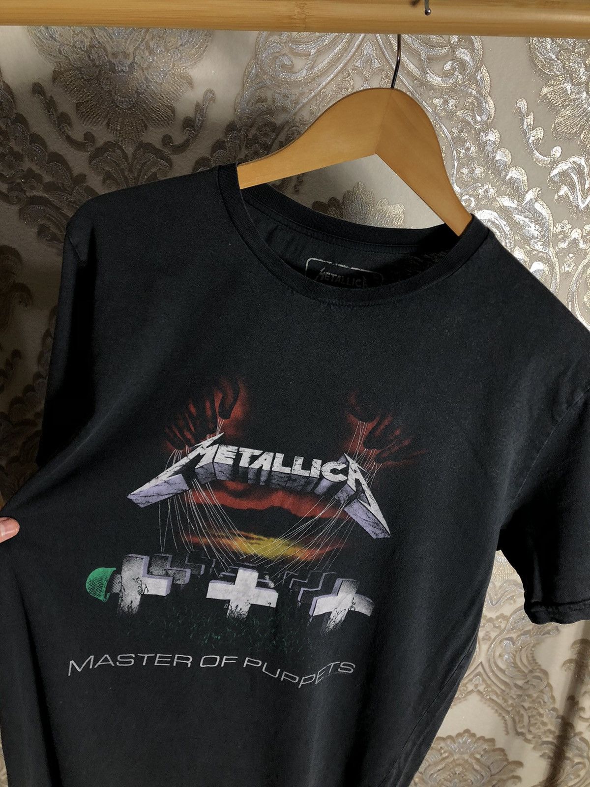 Band Tees VINTAGE METALLICA WORLD TOUR ROCK T-SHIRT METAL RETRO 90s Size US L / EU 52-54 / 3 - 2 Thumbnail