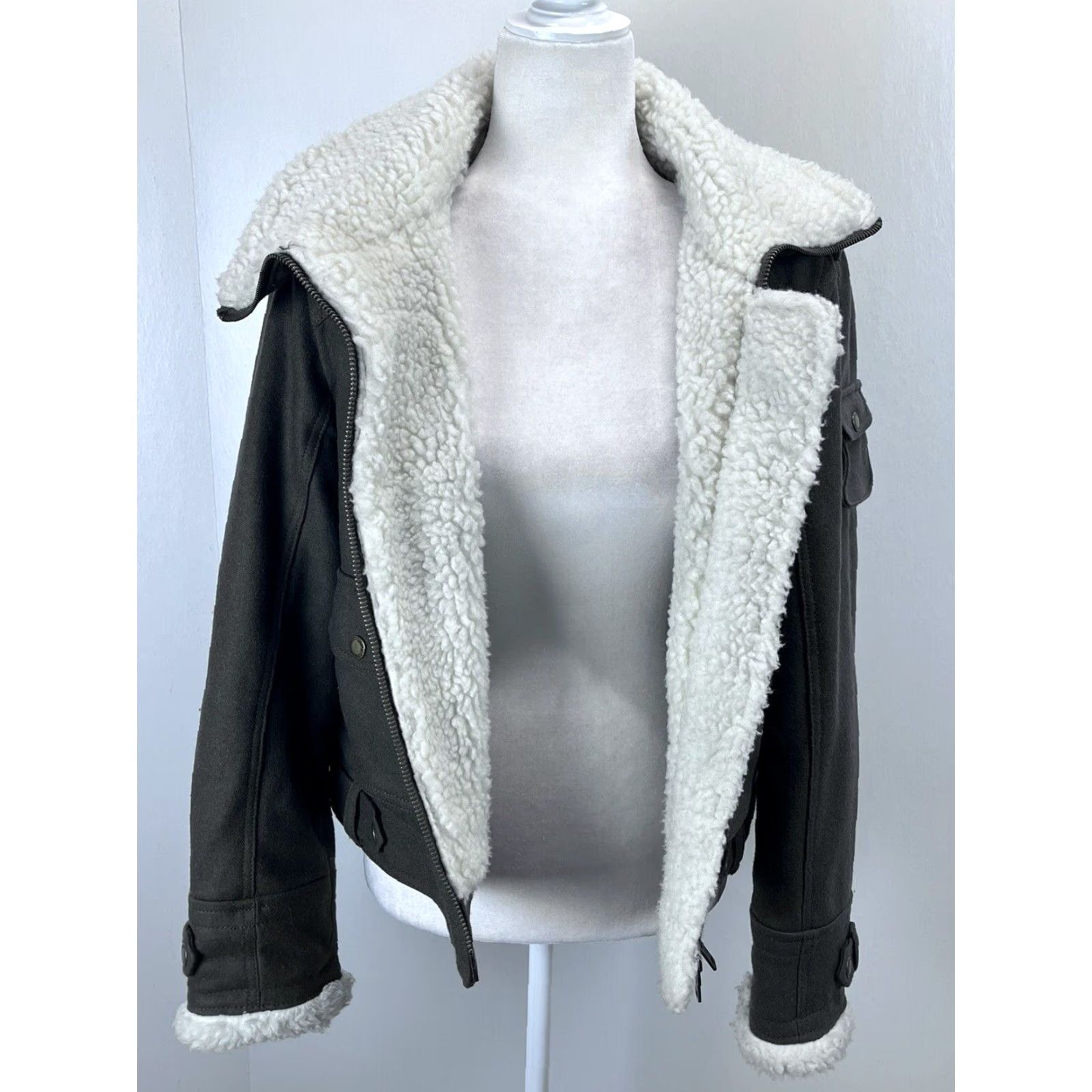 American Eagle Outfitters American Eagle Women's Short Bomber Jacket Coat Army Green Wool Blend Lined Size L Size L / US 10 / IT 46 - 6 Thumbnail